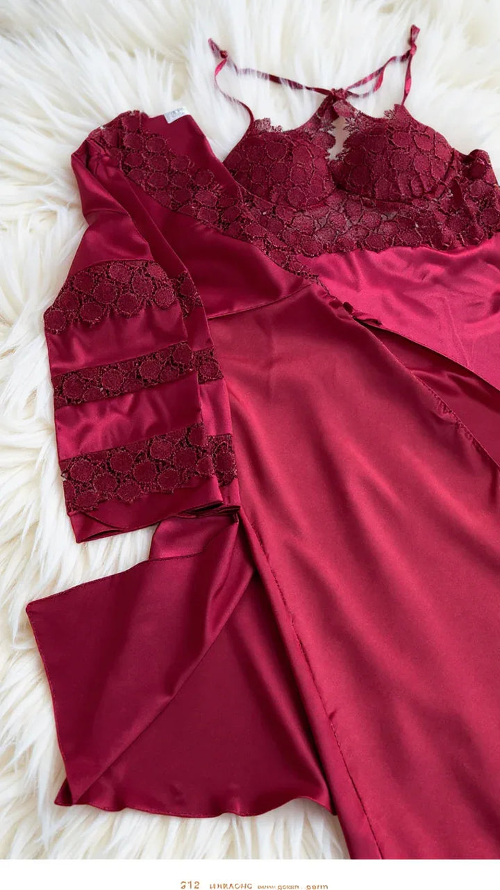 Ensemble nuisette satin femme avec détails dentelle et robe