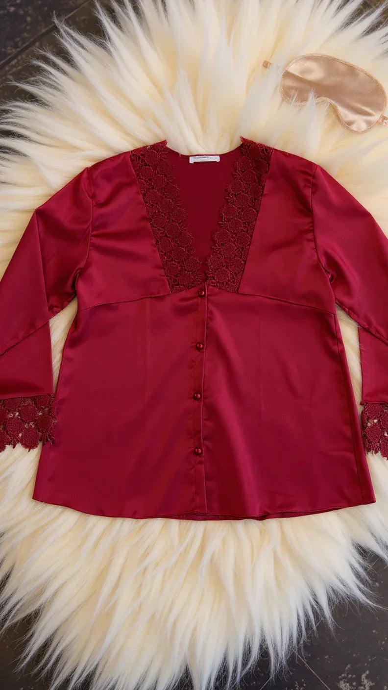 Ensemble pyjama satin raffiné avec détails en dentelle - Justyol