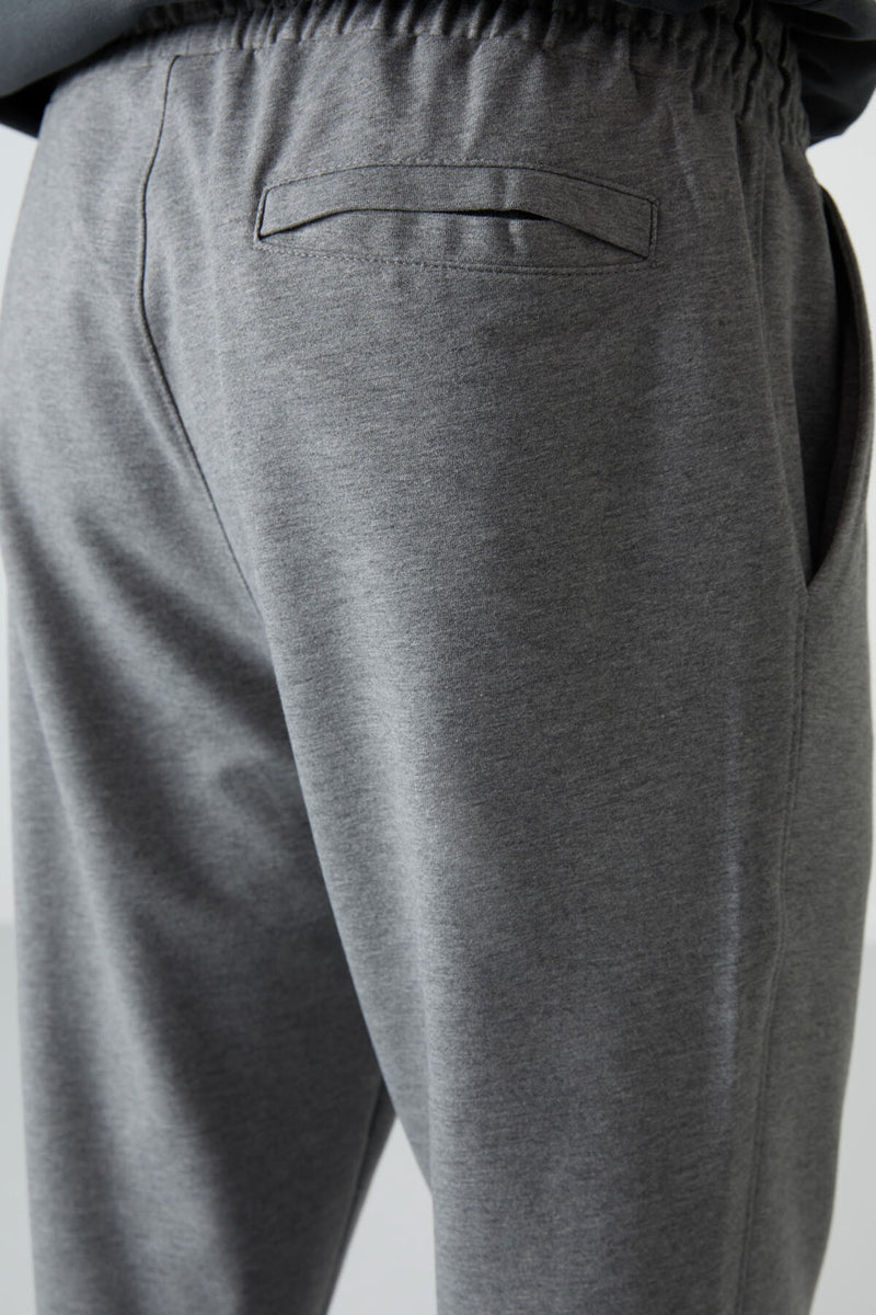 Jogging homme en coton doux, confort fit avec broderie