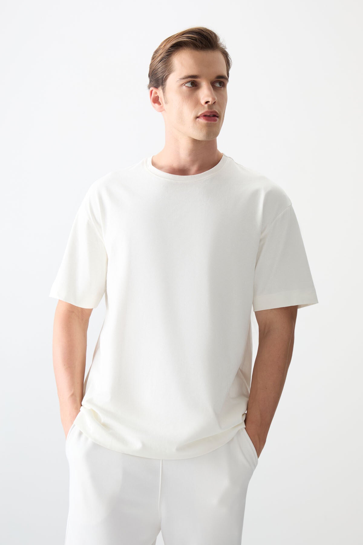 %100 pamuk kalin yumuşak dokulu oversize fit basic erkek t-shirt - 88353 - Justyol