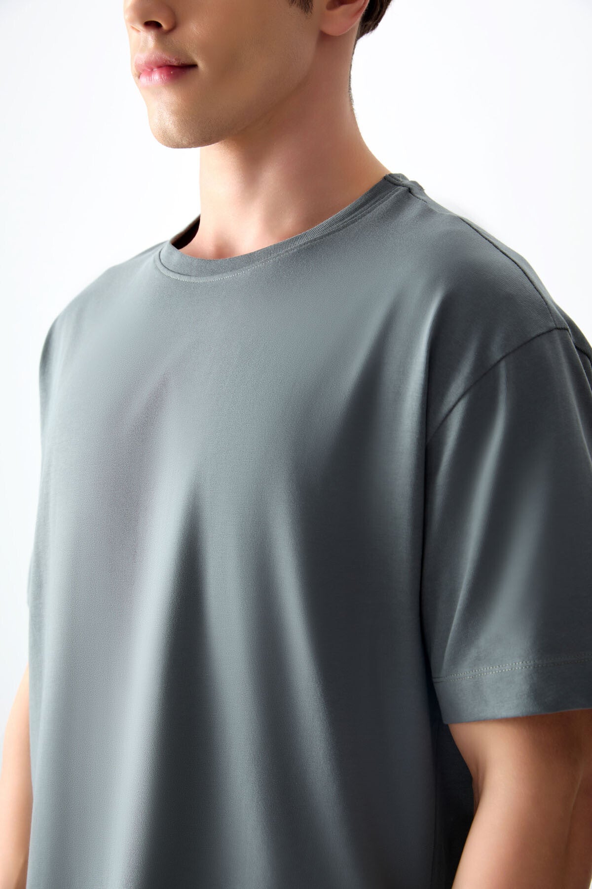 %100 pamuk kalin yumuşak dokulu oversize fit basic erkek t-shirt - 88353 - Justyol