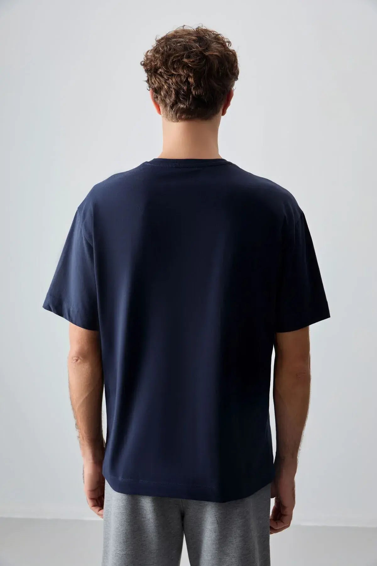 %100 pamuk kalin yumuşak dokulu oversize fit basic erkek t-shirt - 88353 - Justyol