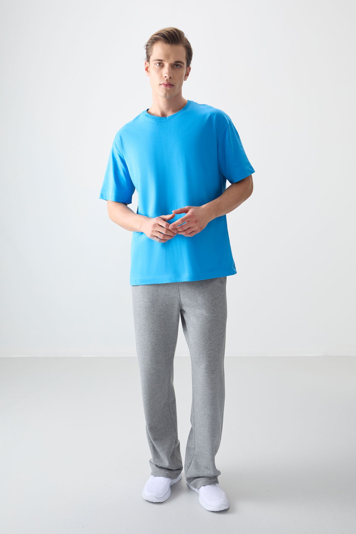 %100 pamuk kalin yumuşak dokulu oversize fit basic erkek t-shirt - 88353 - Justyol