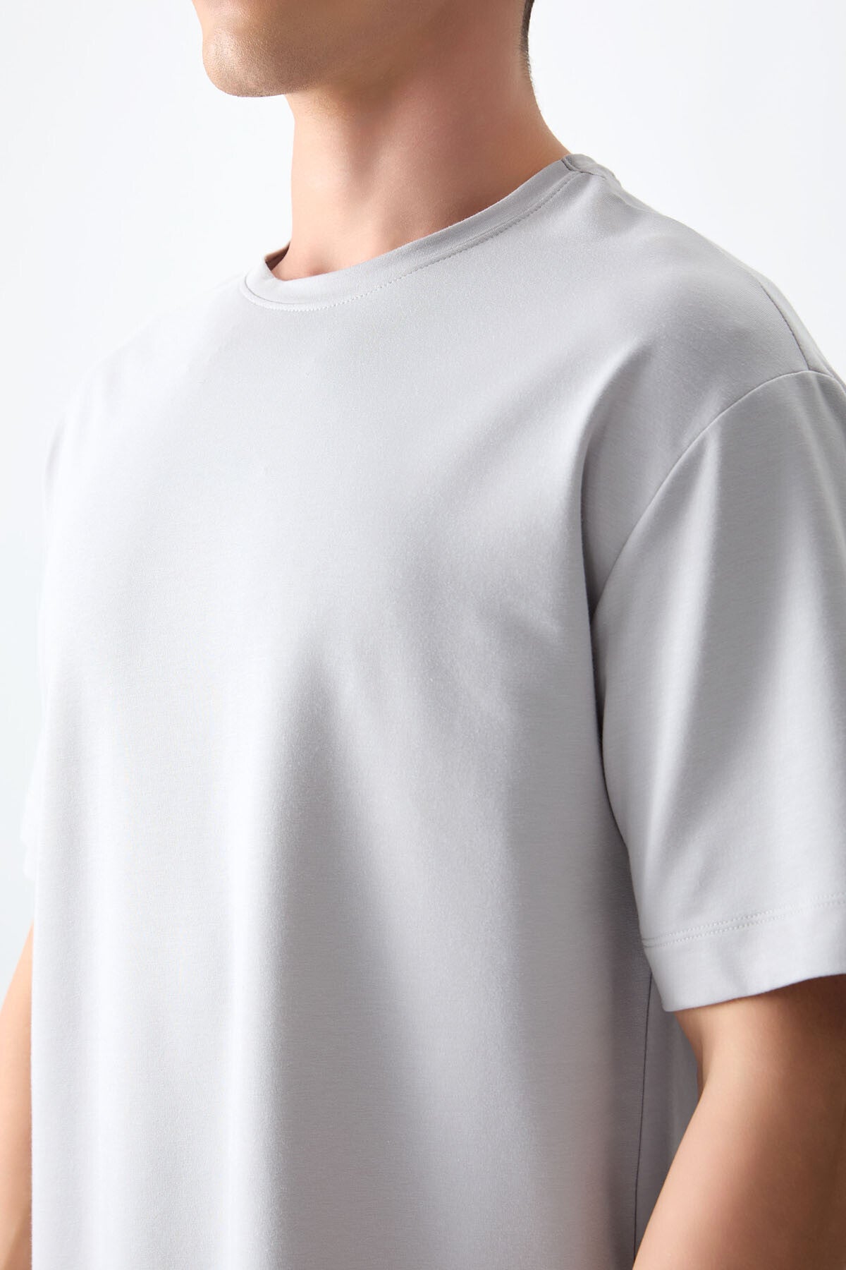pamuklu kalin yumuşak dokulu oversize fit basic erkek t-shirt - 88377 - Justyol