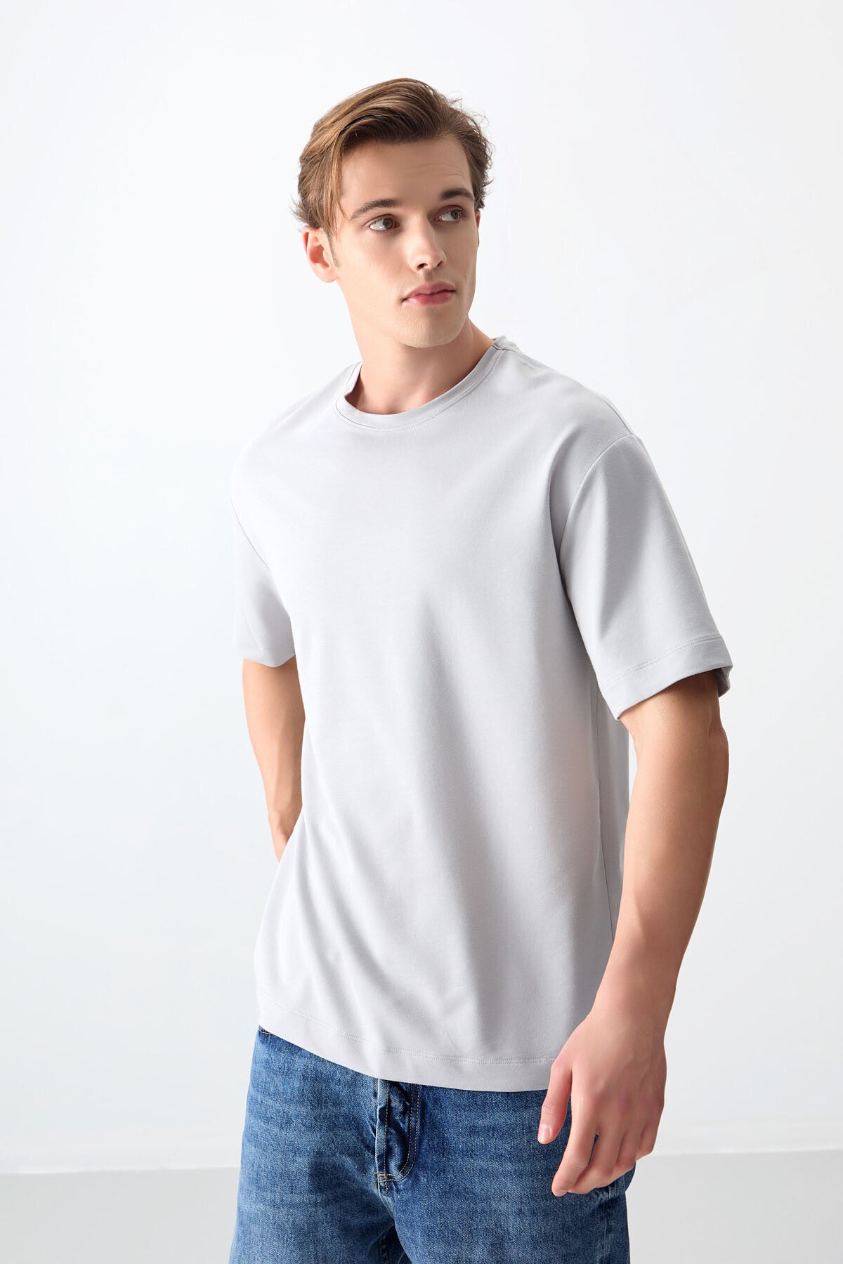pamuklu kalin yumuşak dokulu oversize fit basic erkek t-shirt - 88377 - Justyol