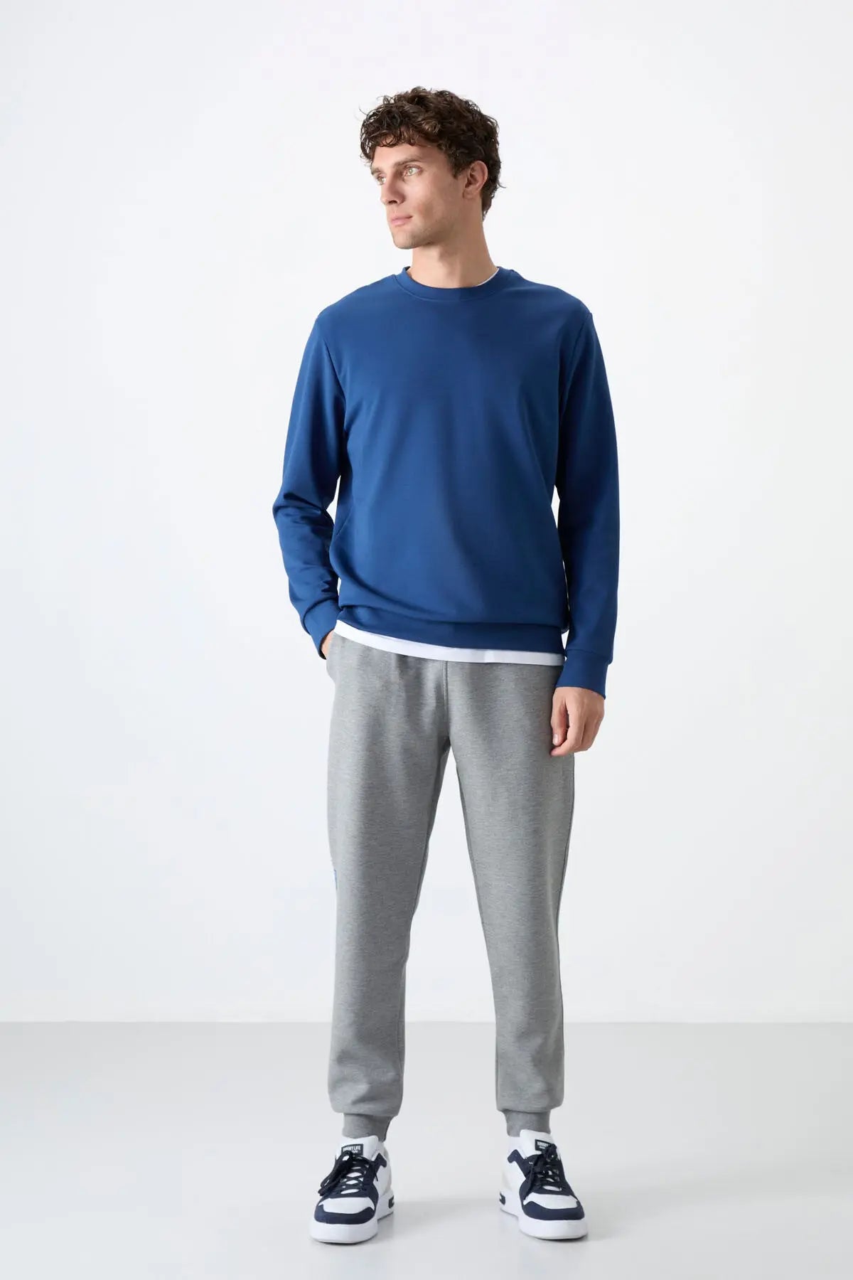 basic o yaka rahat form erkek sweatshirt - 88053 - Justyol