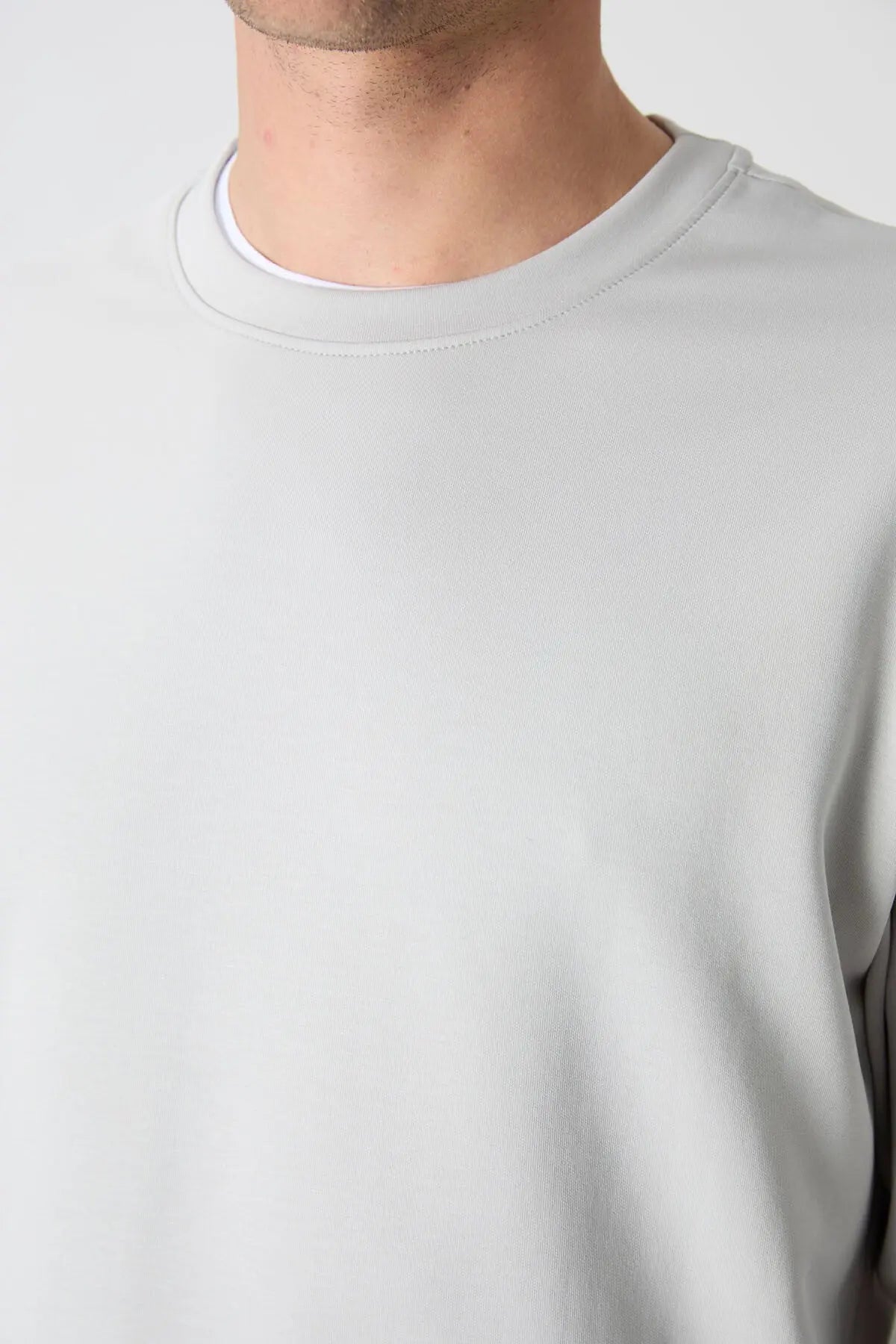 basic o yaka rahat form erkek sweatshirt - 88053 - Justyol