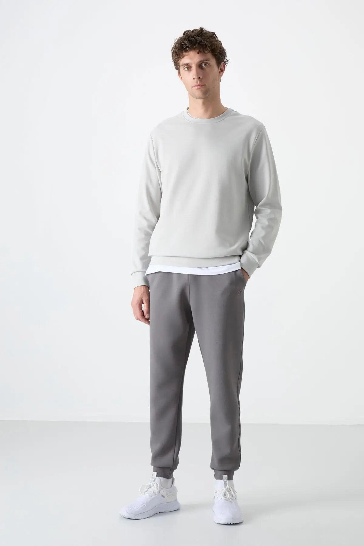 basic o yaka rahat form erkek sweatshirt - 88053 - Justyol