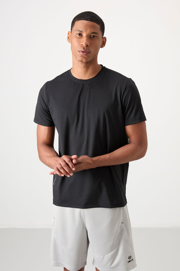 T-shirt de performance pour homme en polyester respirant