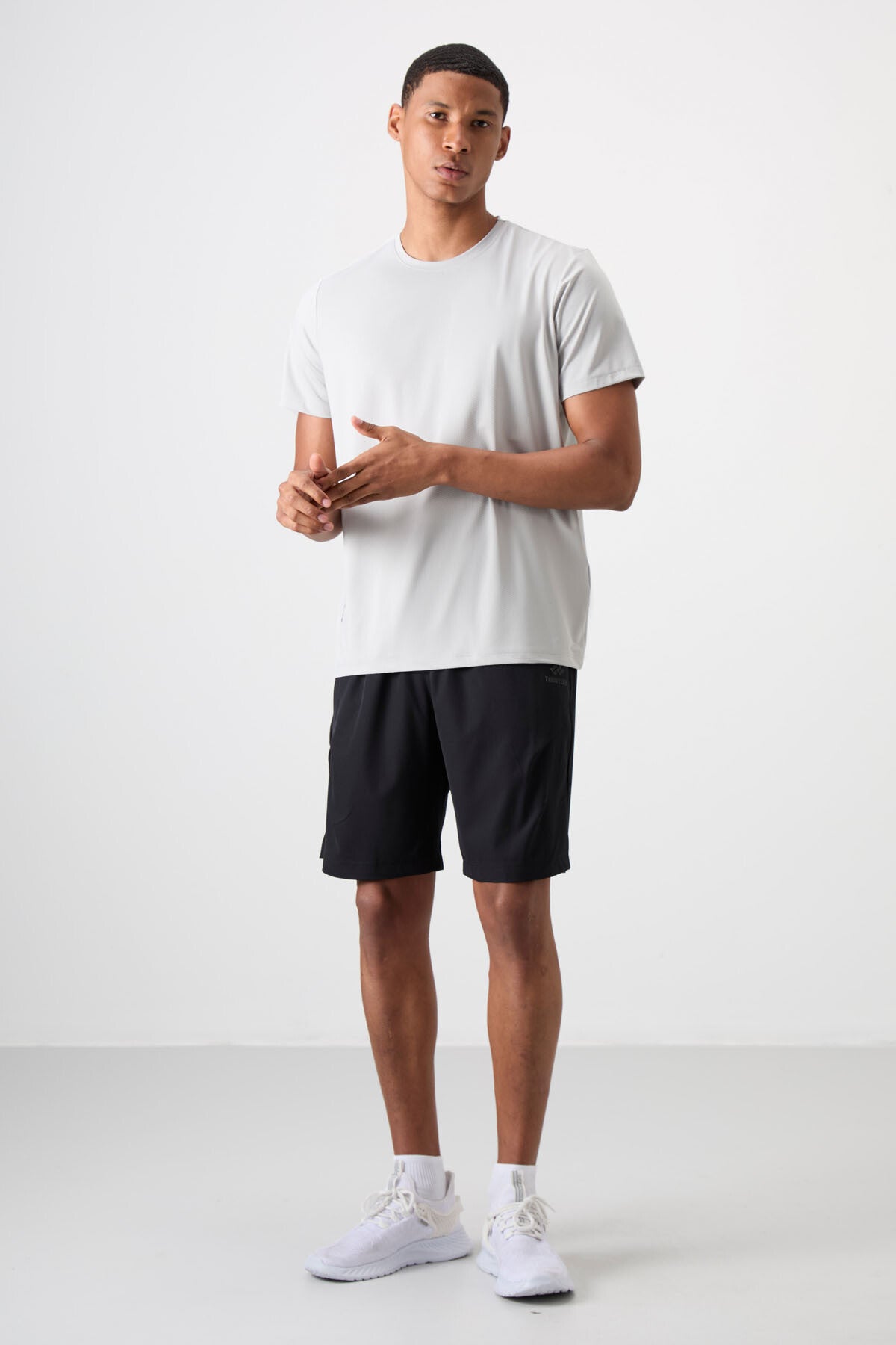 polyester nefes alan dokulu ince esnek standart fit erkek performans t-shirt - 88388 - Justyol
