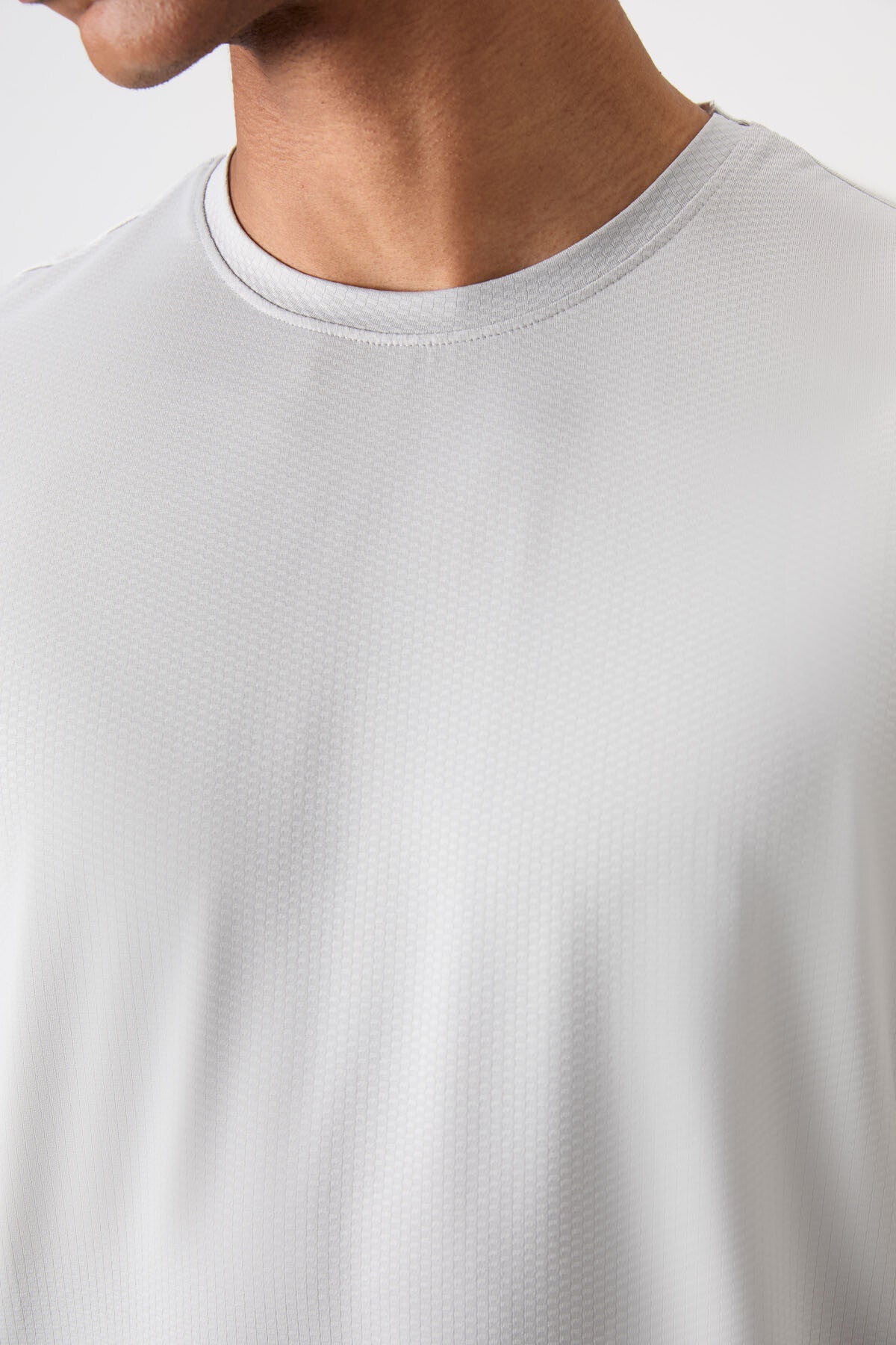 polyester nefes alan dokulu ince esnek standart fit erkek performans t-shirt - 88388 - Justyol
