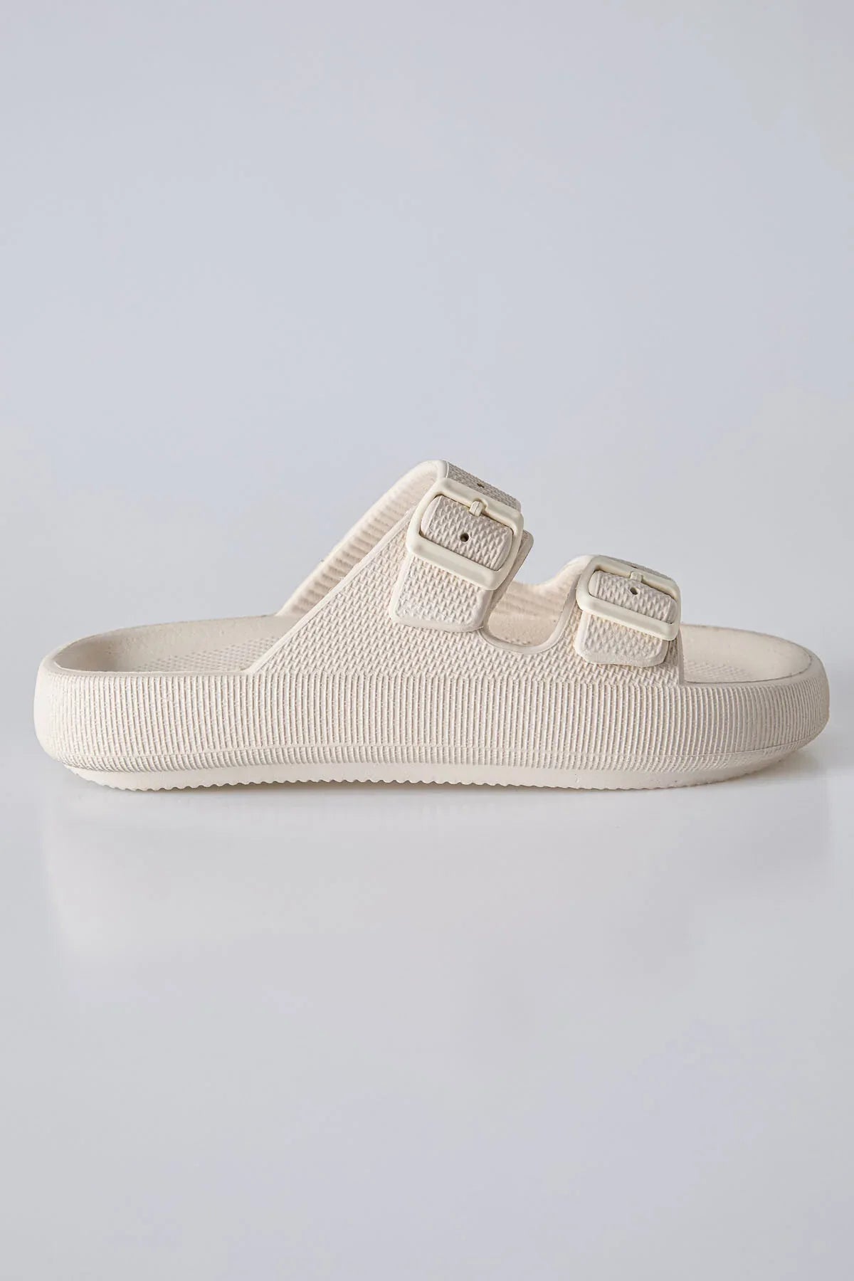 claquettes homme à semelle haute double boucles- 89302 - Justyol