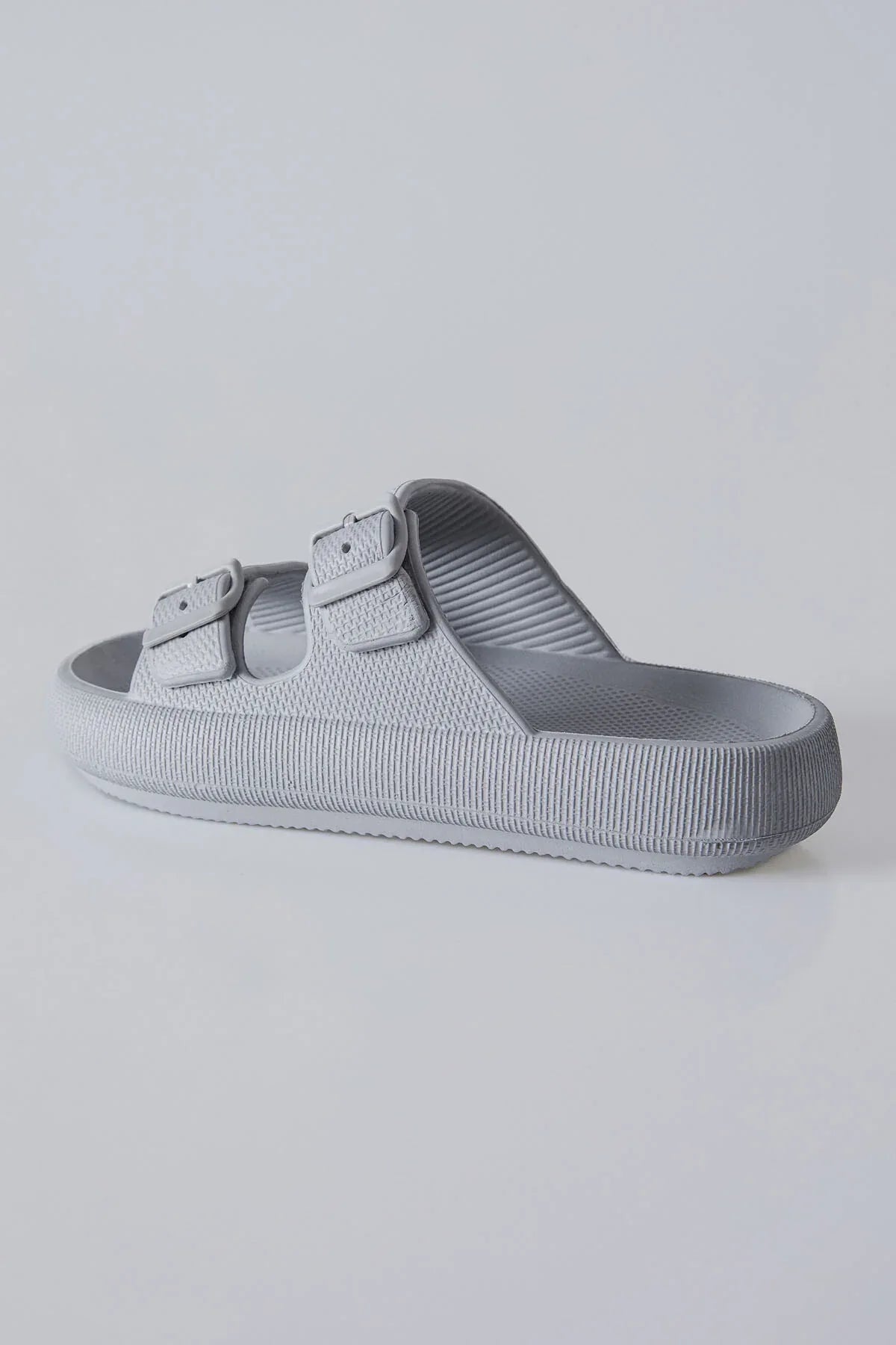 claquettes homme à semelle haute double boucles- 89302 - Justyol
