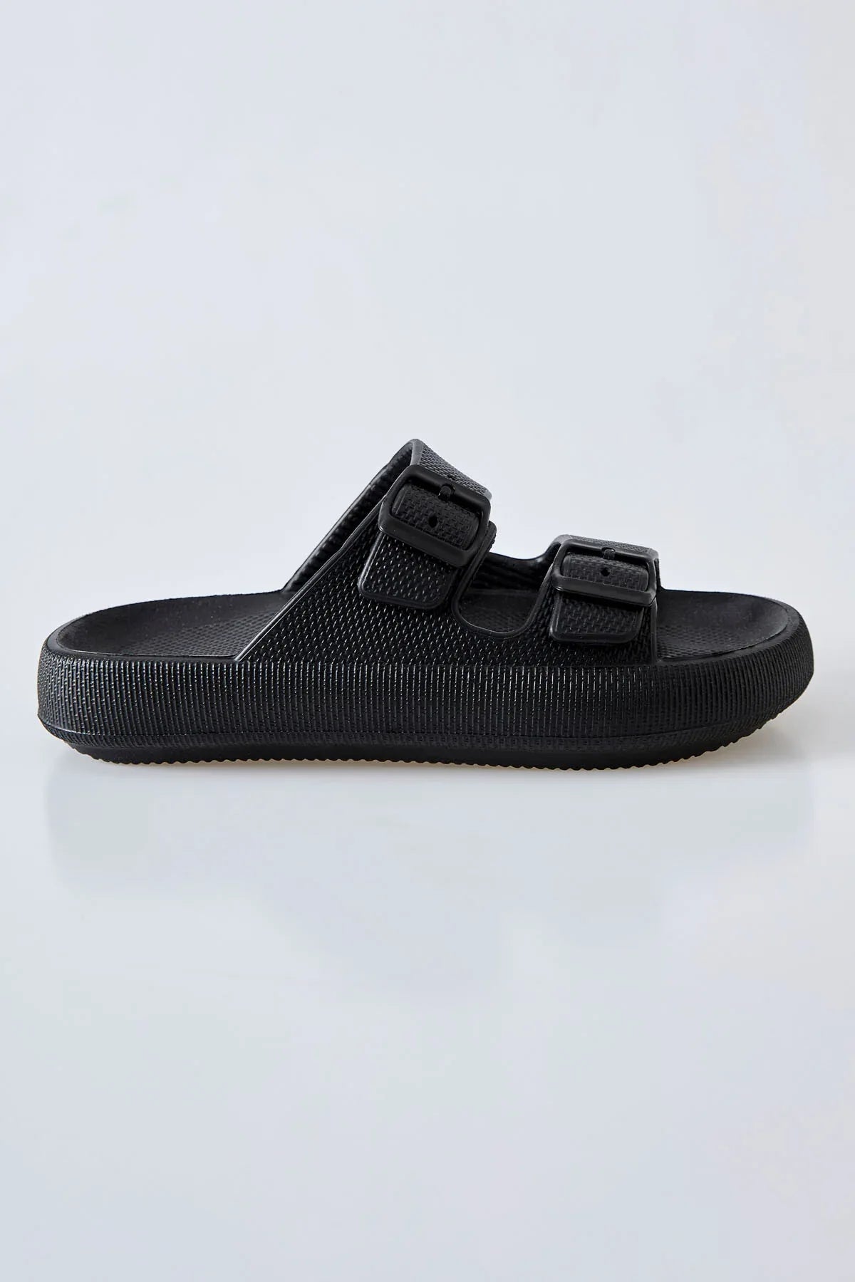 claquettes homme à semelle haute double boucles- 89302 - Justyol