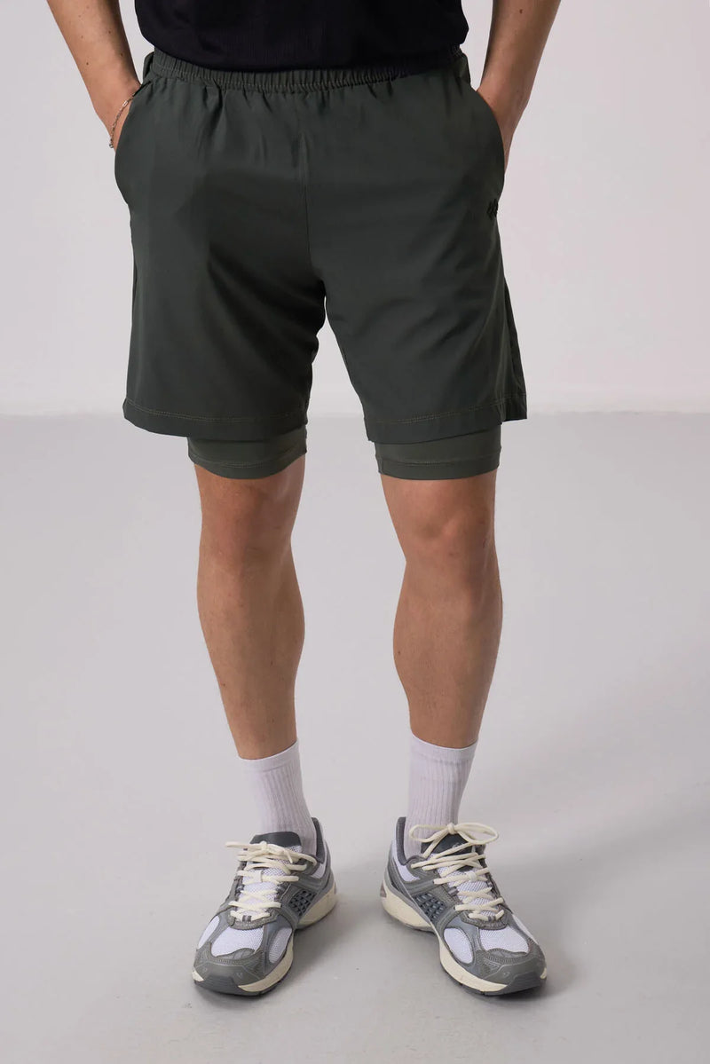 Short pour homme en polyester doux avec taille élastique et insert en leggings - 81287