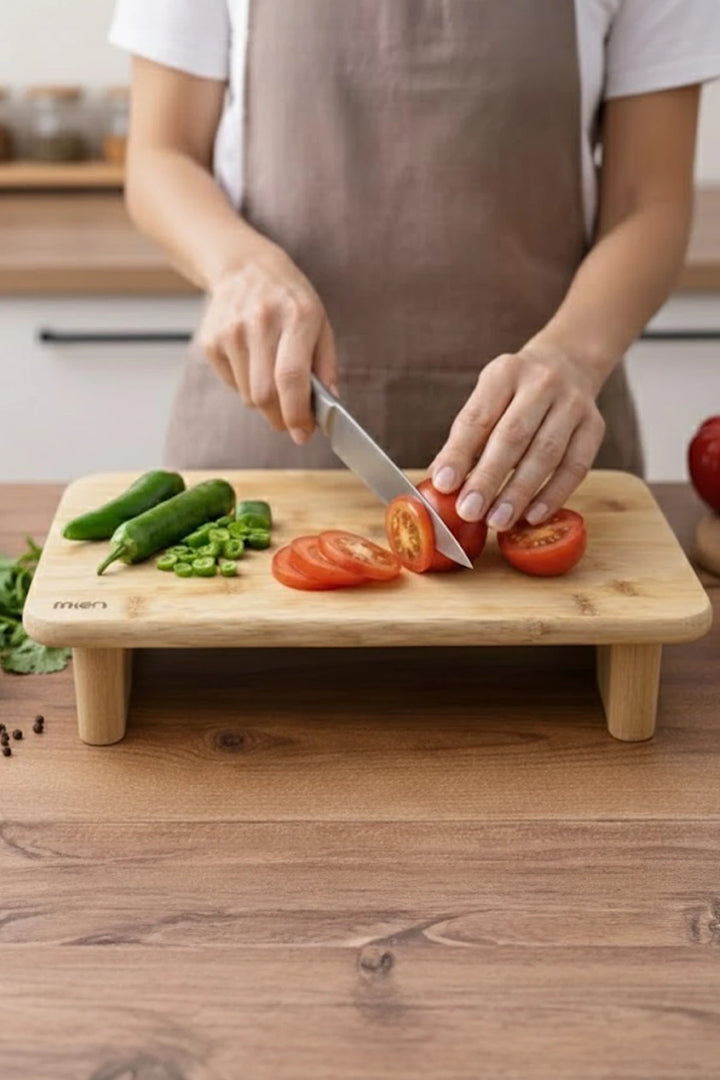 Planche à Découper et Plateau de Présentation en Bambou sur Pieds