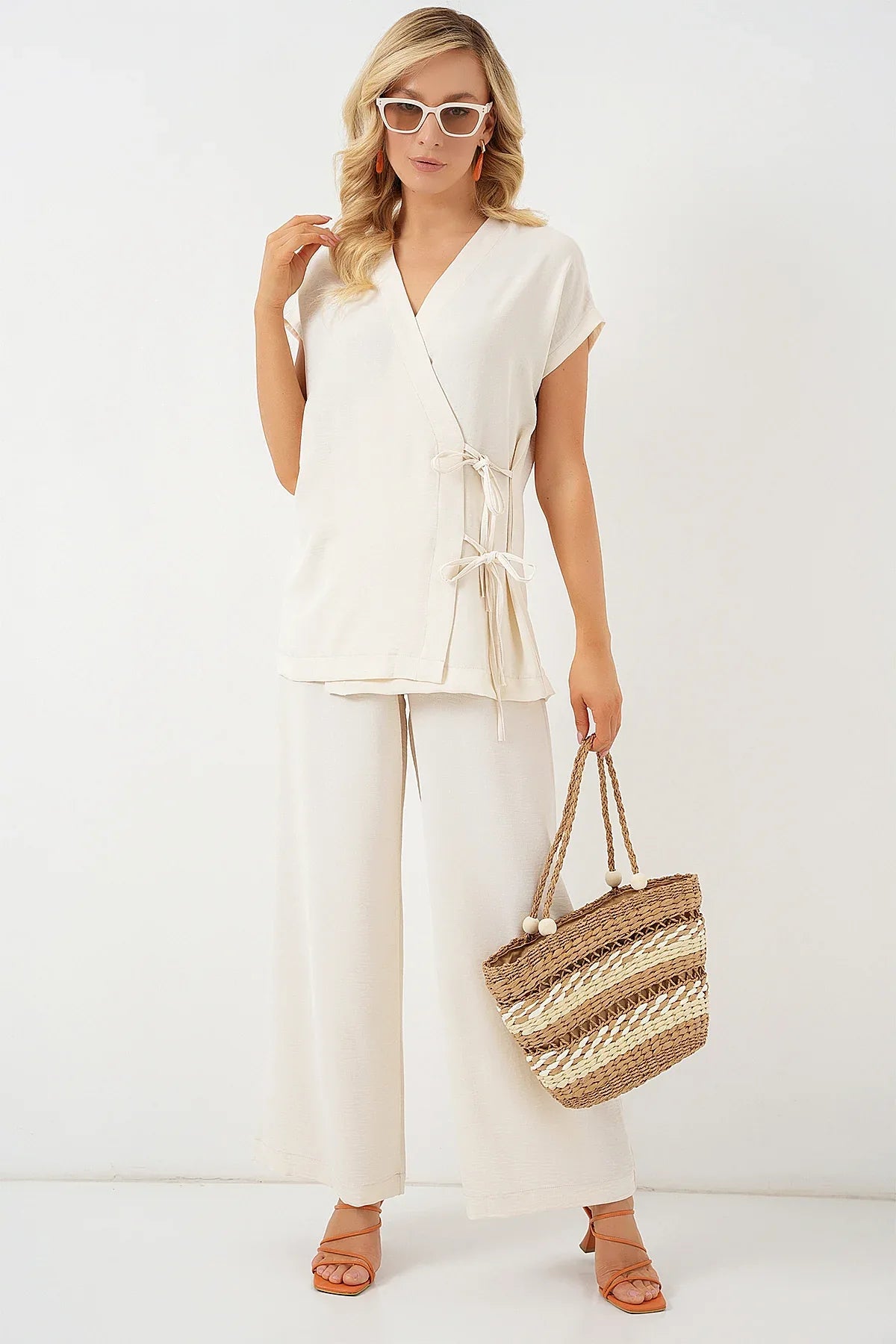 Ensemble femme à manches courtes avec lacets en ayrobin 6741 - Justyol