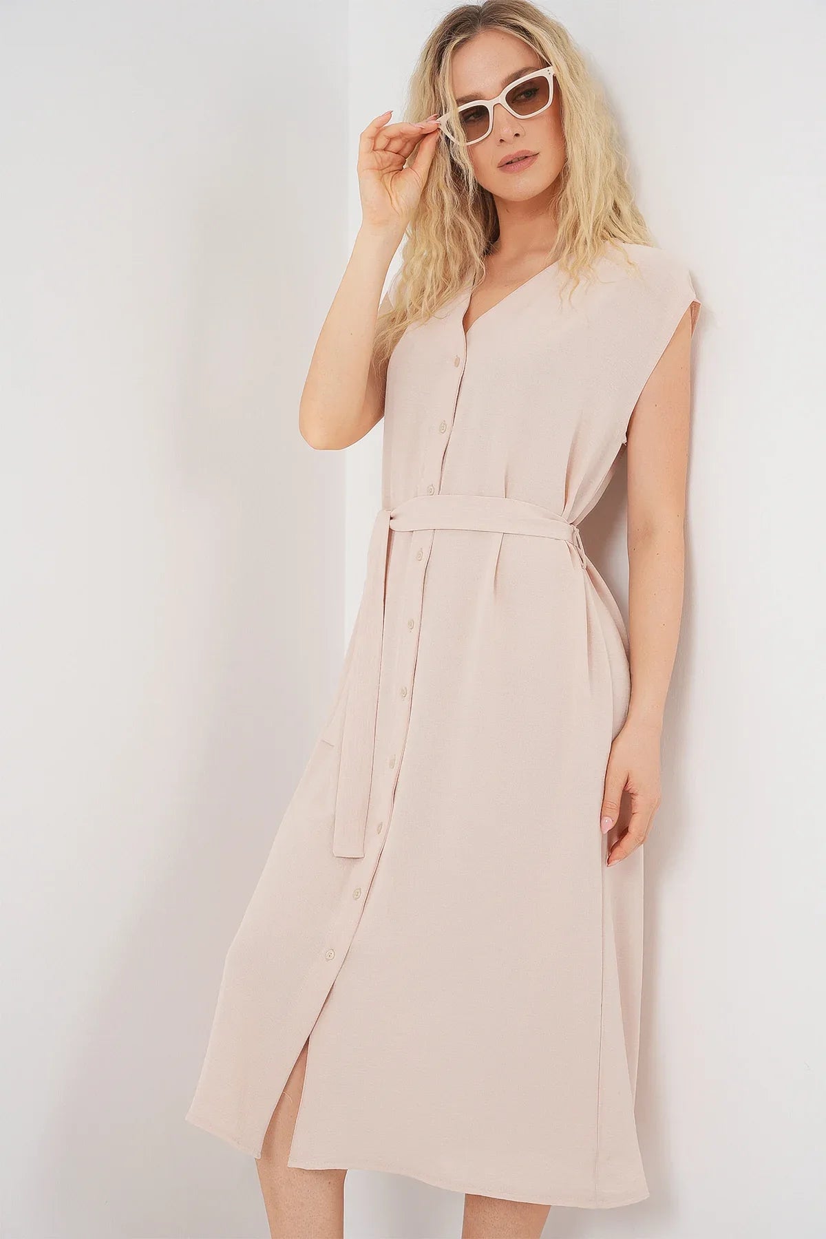 Robe femme sans manches ceinturée en ayrobin 2568 - Justyol
