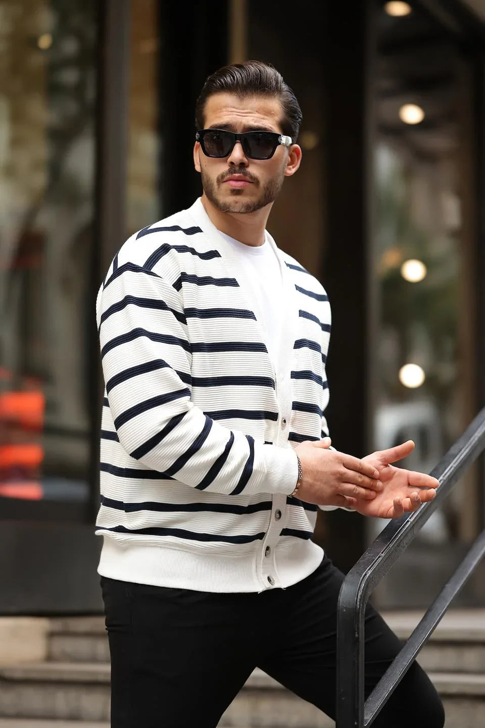 Gilet Homme Oversize à Rayures avec Boutons - Justyol