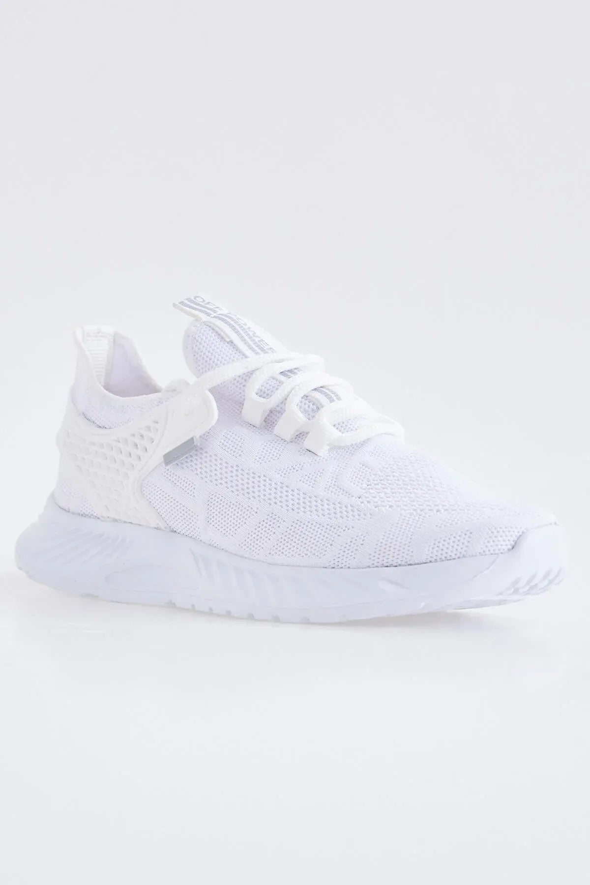 baskets sport homme semelle haute avec lacets et texte - 89100 - Justyol
