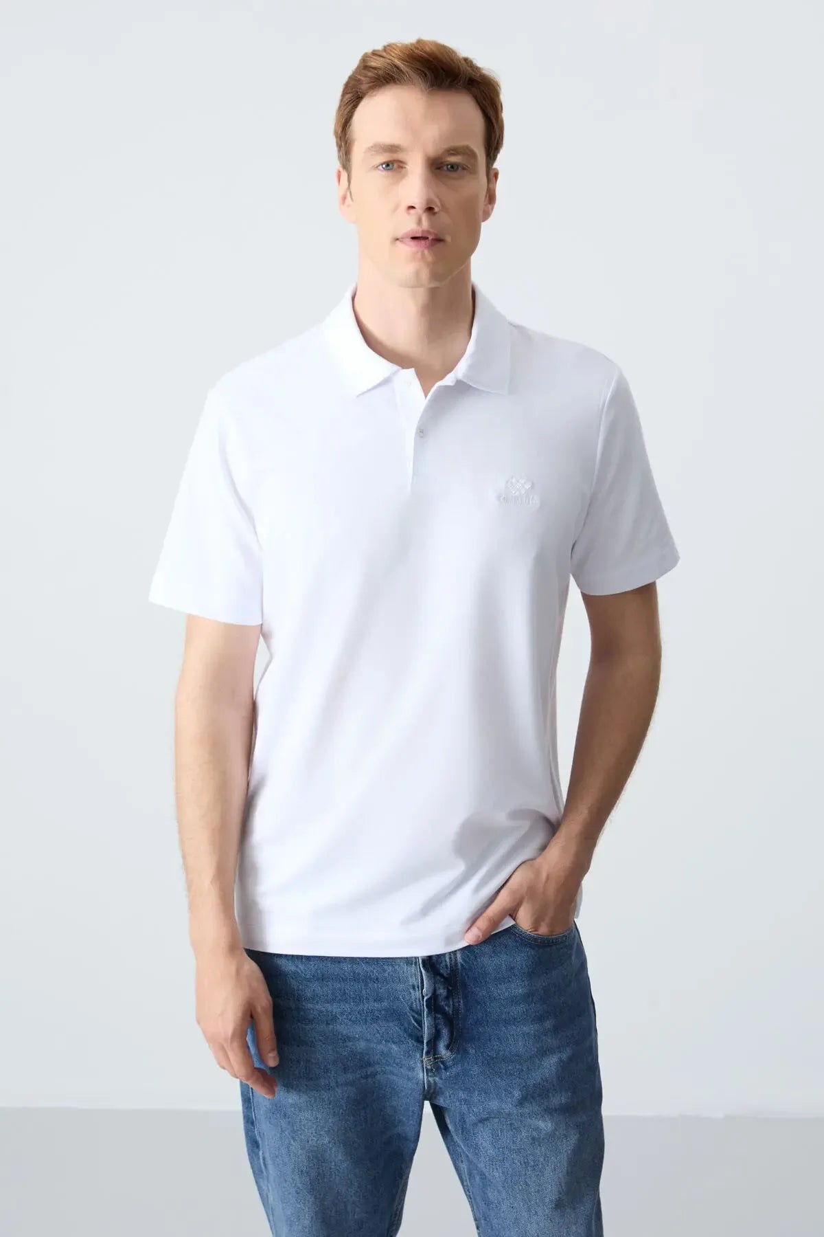 Polo homme en maille avec logo col polo coupe standard- 87748 - Justyol
