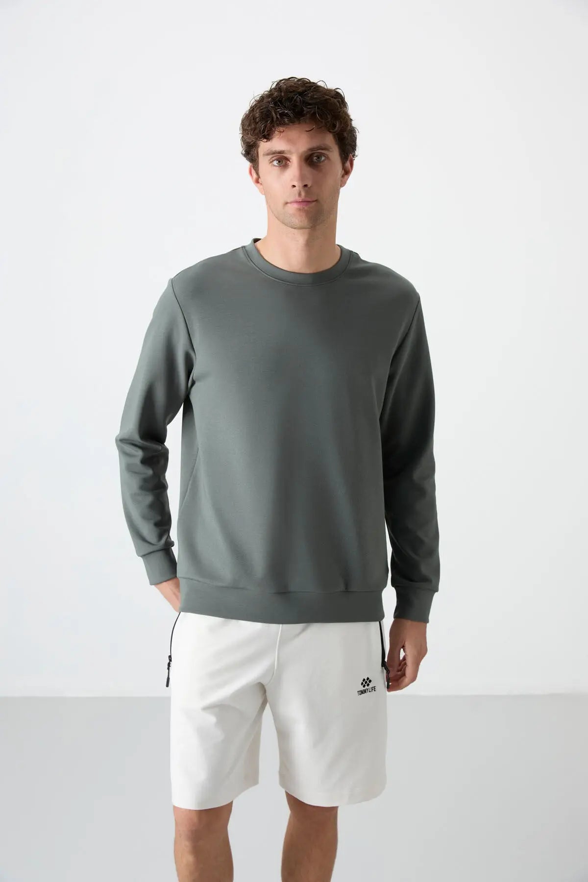 basic o yaka rahat form erkek sweatshirt - 88053 - Justyol