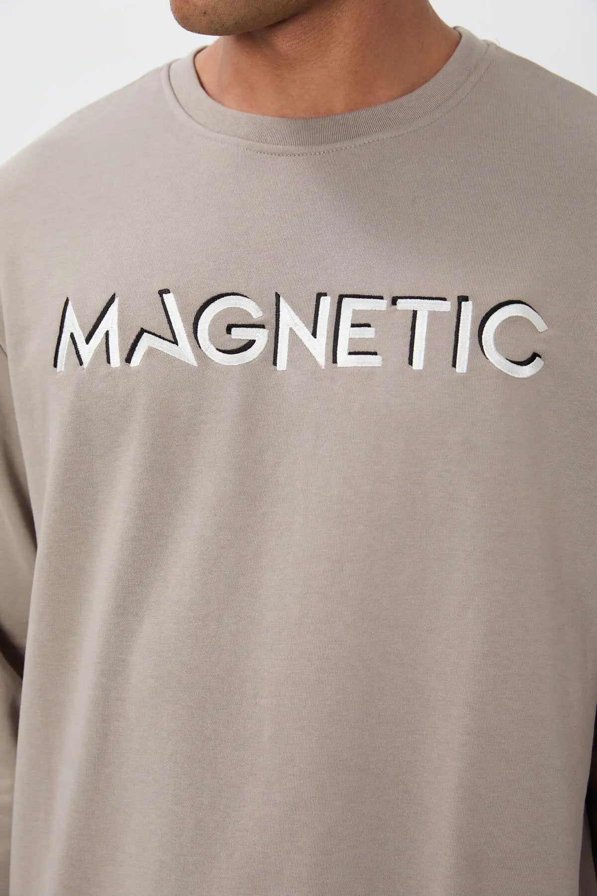 yazi nakişli o yaka rahat form erkek sweatshirt - 88020 - Justyol