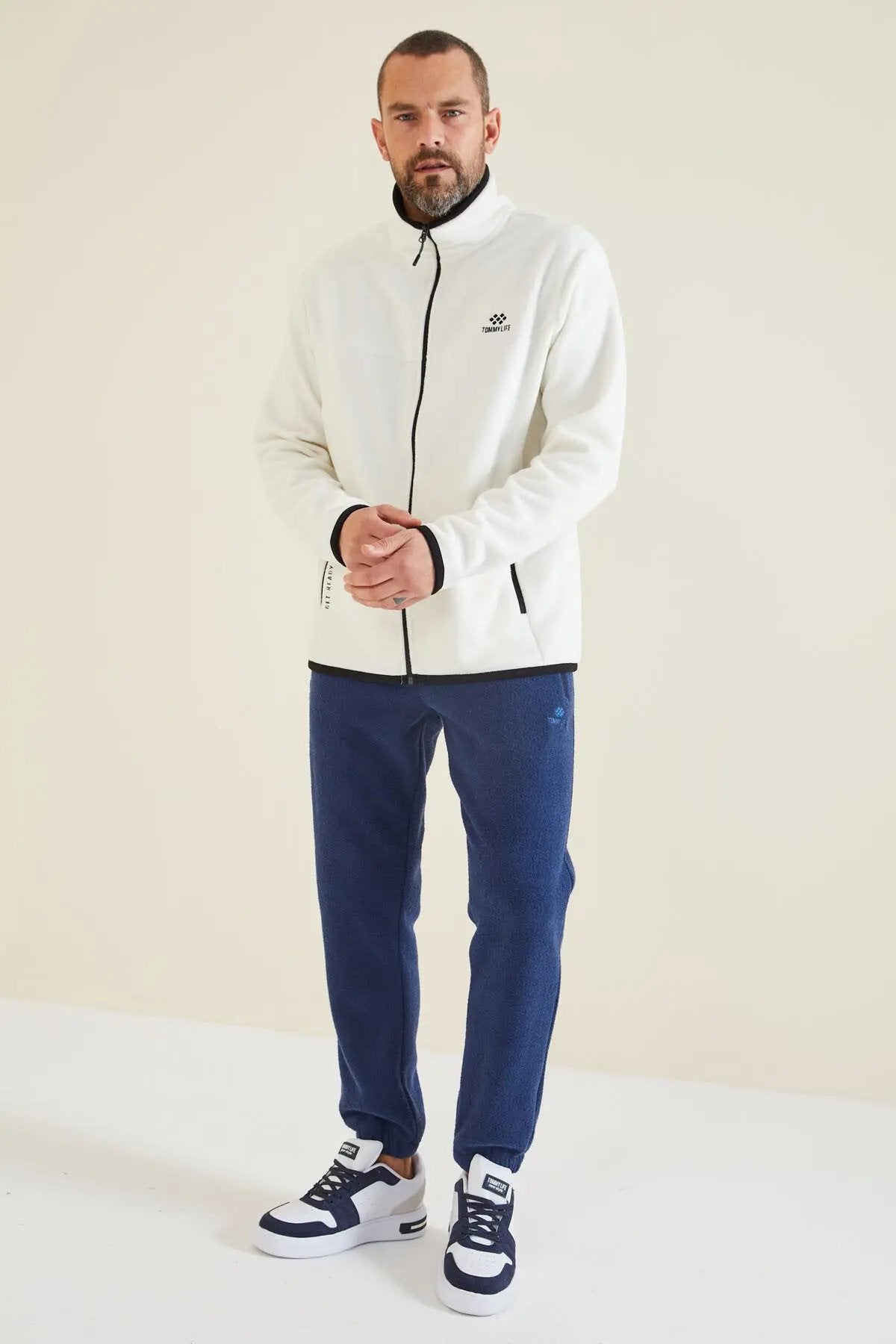 yazi nakişli dik yaka fermuarli standart kalip erkek sweatshirt polar - 87992 - Justyol