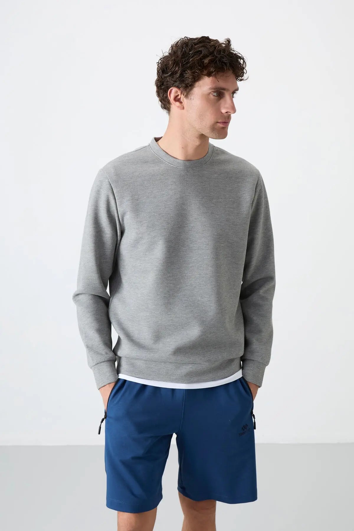 basic o yaka rahat form erkek sweatshirt - 88053 - Justyol