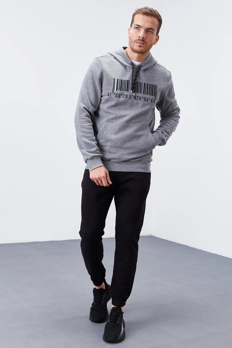 Sweatshirt pour homme à capuche avec poche kangourou et broderie, coupe standard - 87839