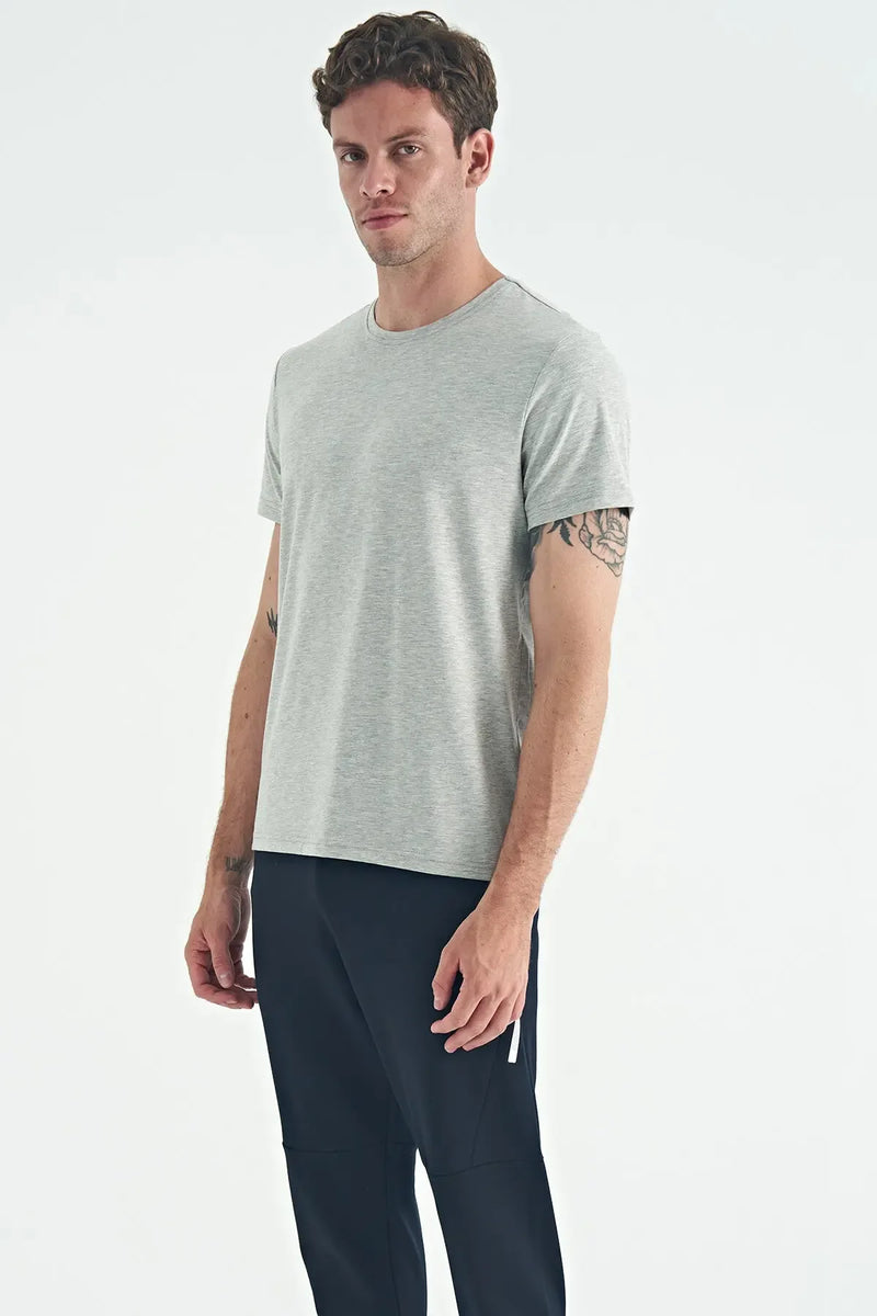 T-shirt pour homme à col rond, coupe standard, modèle basique - 88245