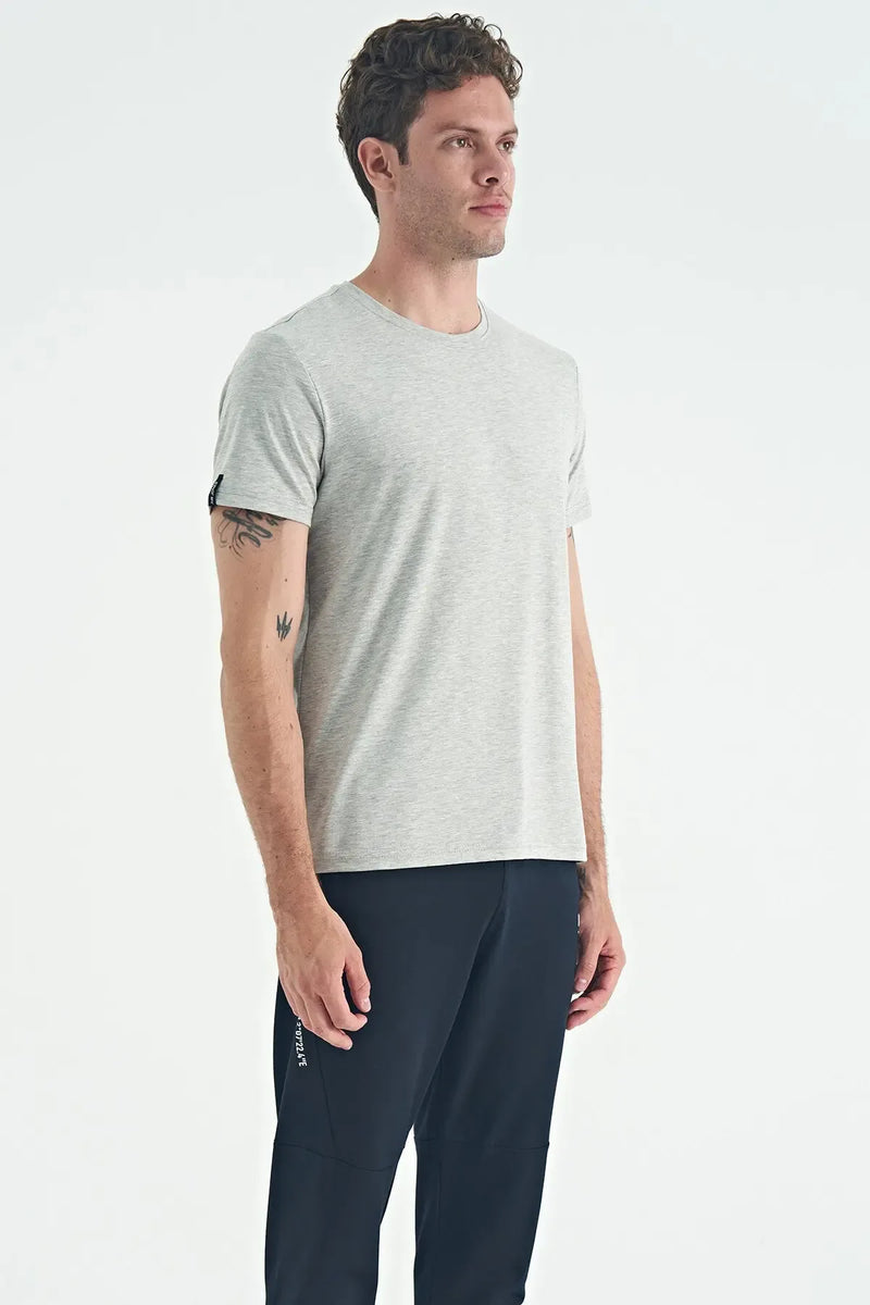 T-shirt pour homme à col rond, coupe standard, modèle basique - 88245