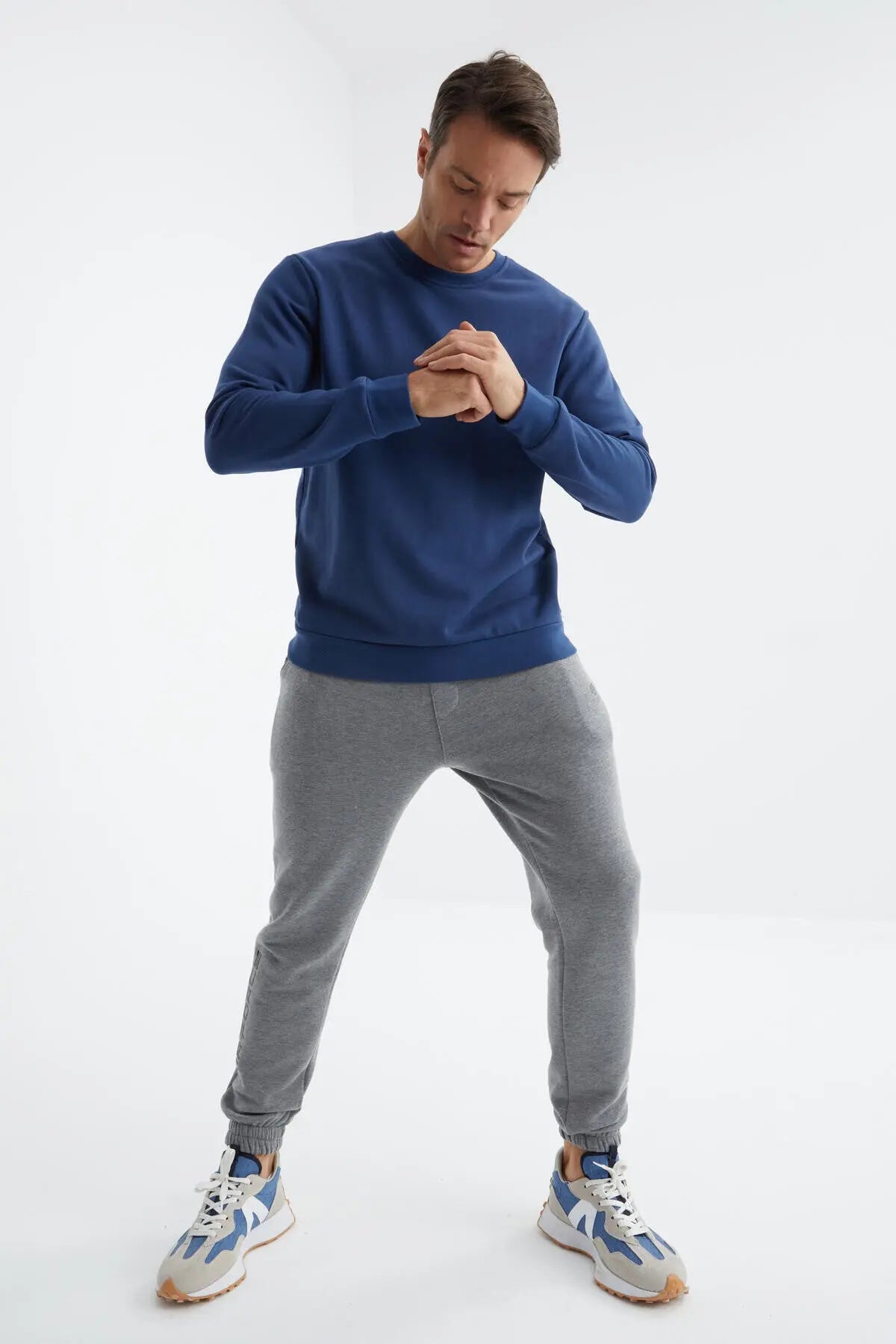basic o yaka rahat form erkek sweatshirt - 88053 - Justyol