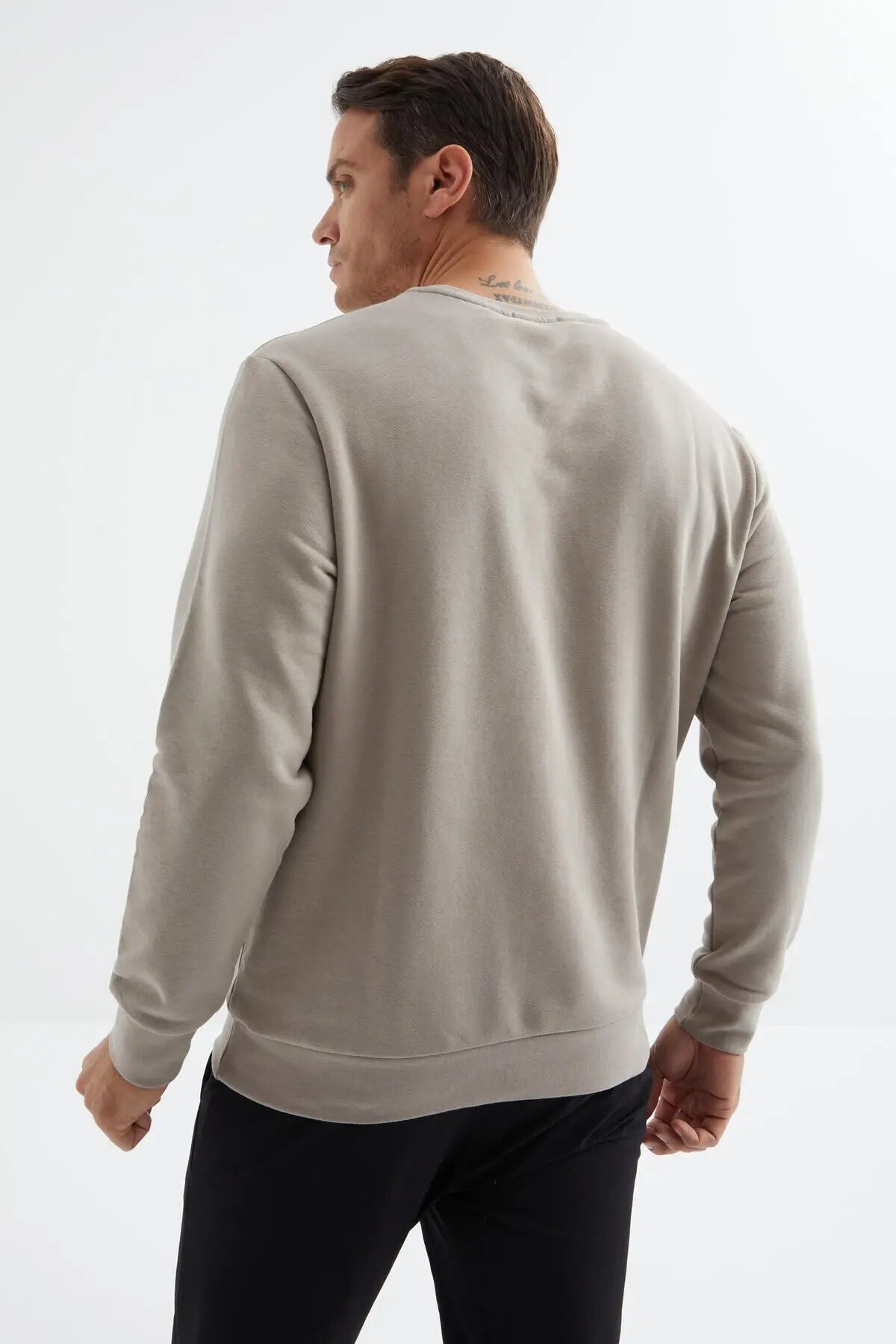 basic o yaka rahat form erkek sweatshirt - 88053 - Justyol
