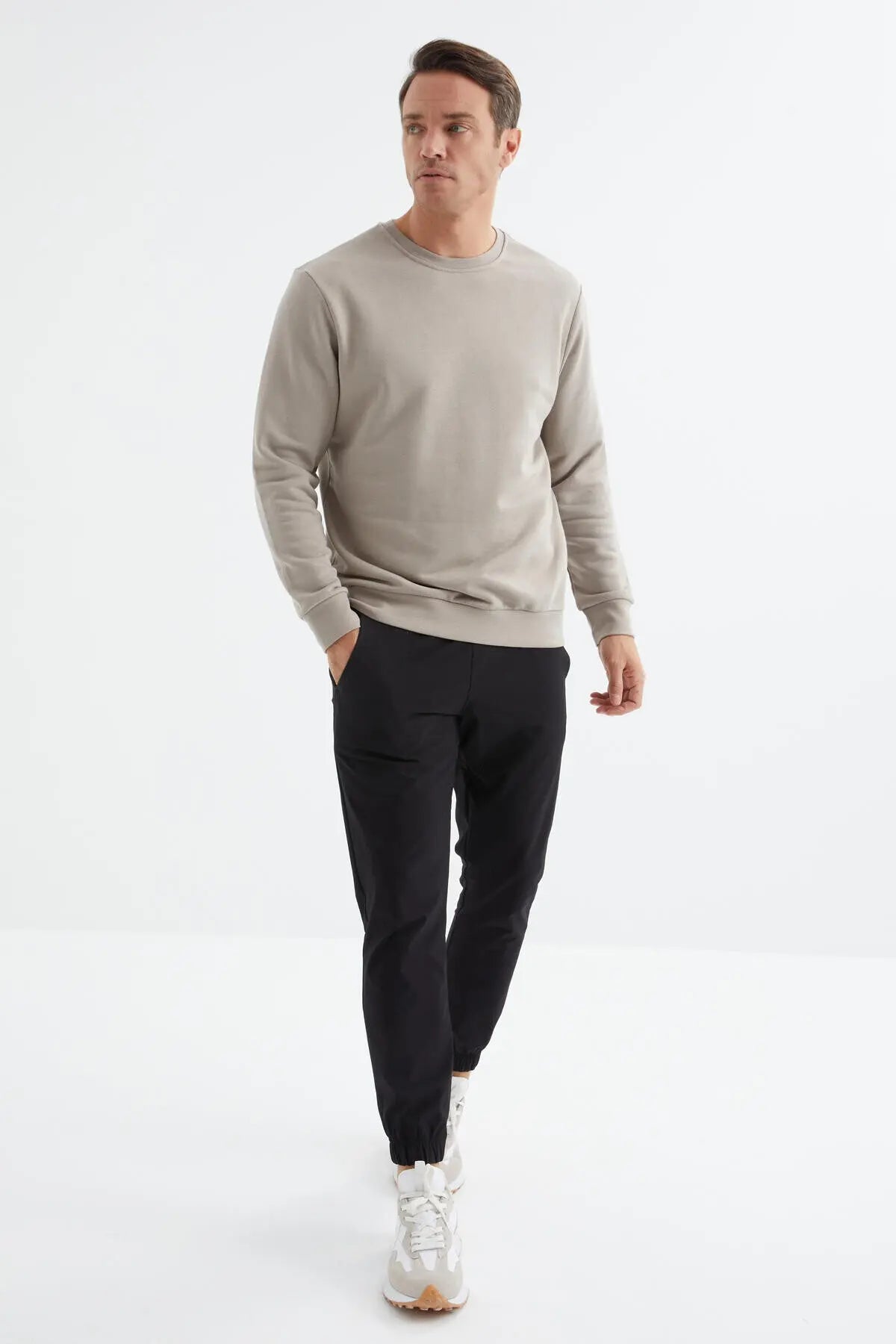 basic o yaka rahat form erkek sweatshirt - 88053 - Justyol