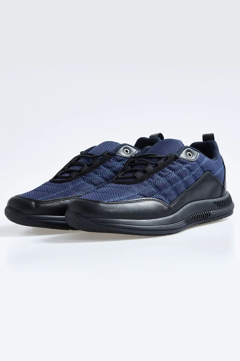 Baskets Sportives à Lacets pour Homme - Détails en Cuir Synthétique, Modèle Matelassé