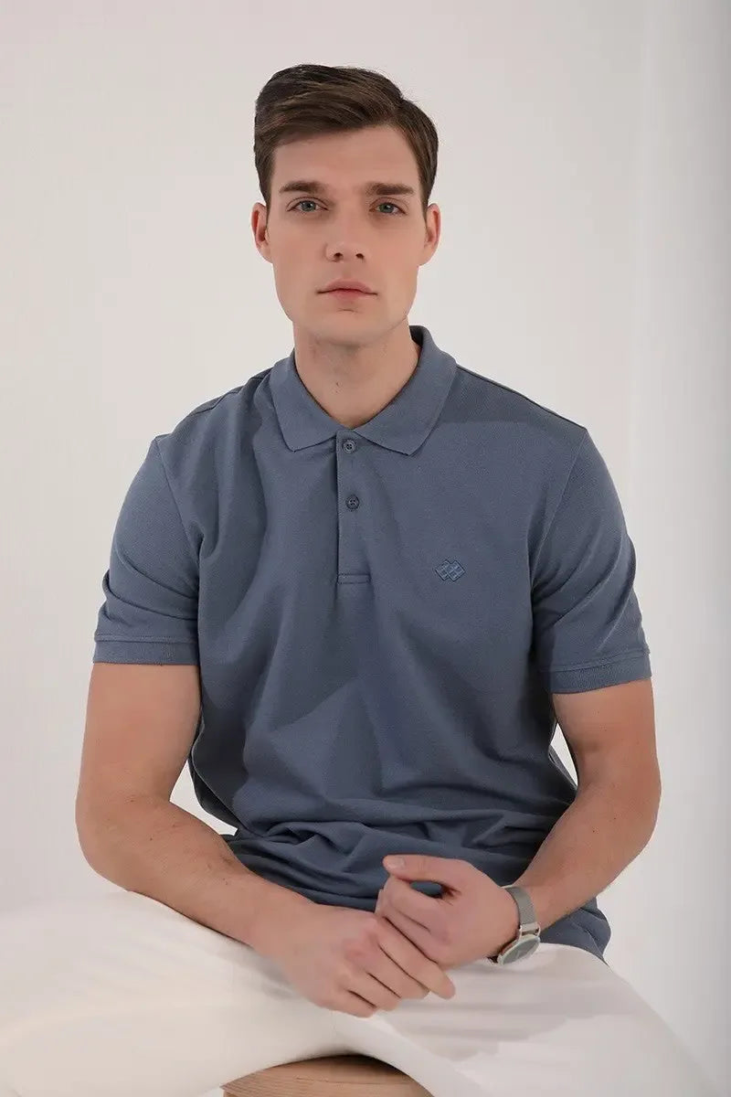 Polo homme en maille avec logo col polo coupe standard- 87748 - Justyol