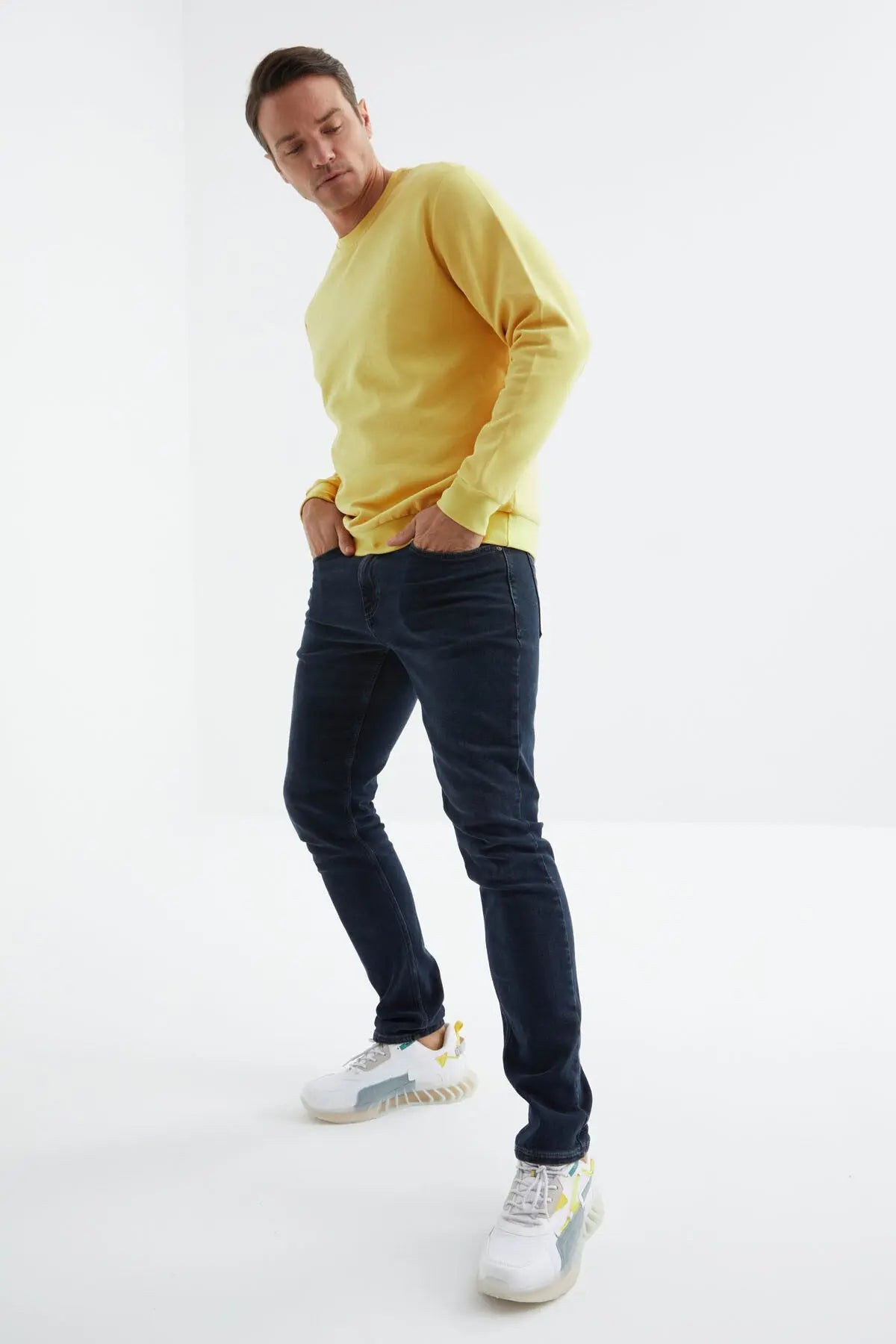 basic o yaka rahat form erkek sweatshirt - 88053 - Justyol