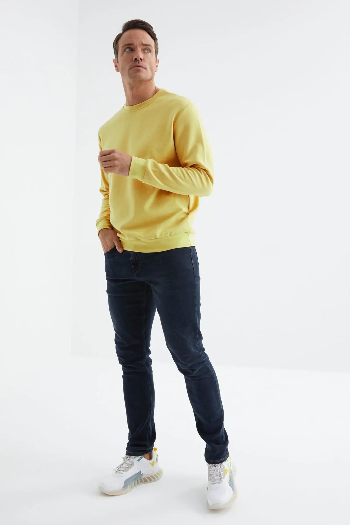 basic o yaka rahat form erkek sweatshirt - 88053 - Justyol