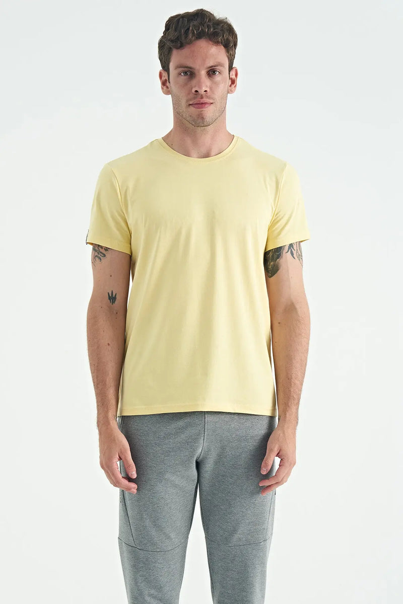 T-shirt pour homme à col rond, coupe standard, modèle basique - 88245