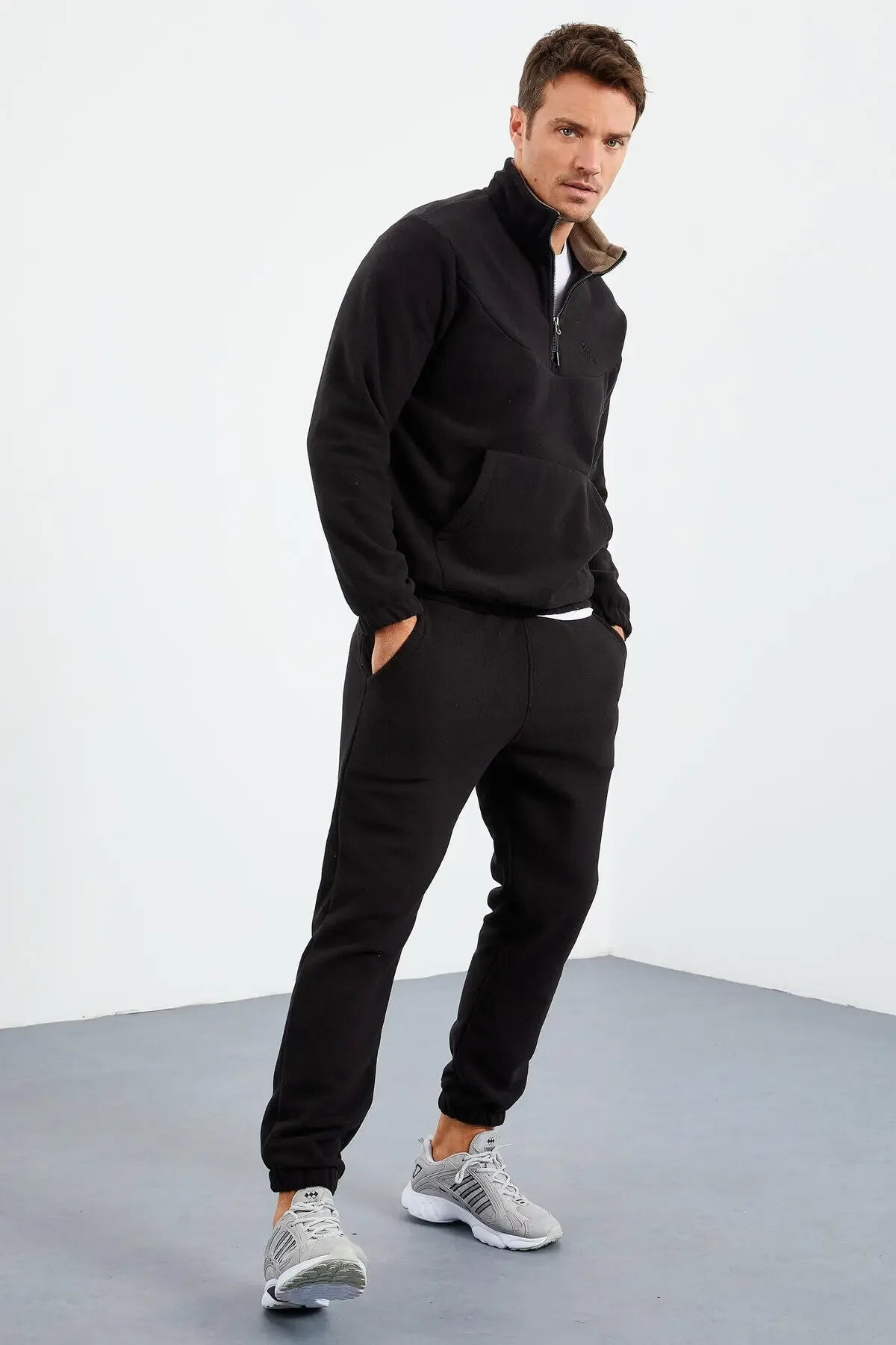 Ensemble de survêtement pour homme en polaire à demi-fermeture éclair, col montant et bas de pantalon élastiqués - 85159 - Justyol