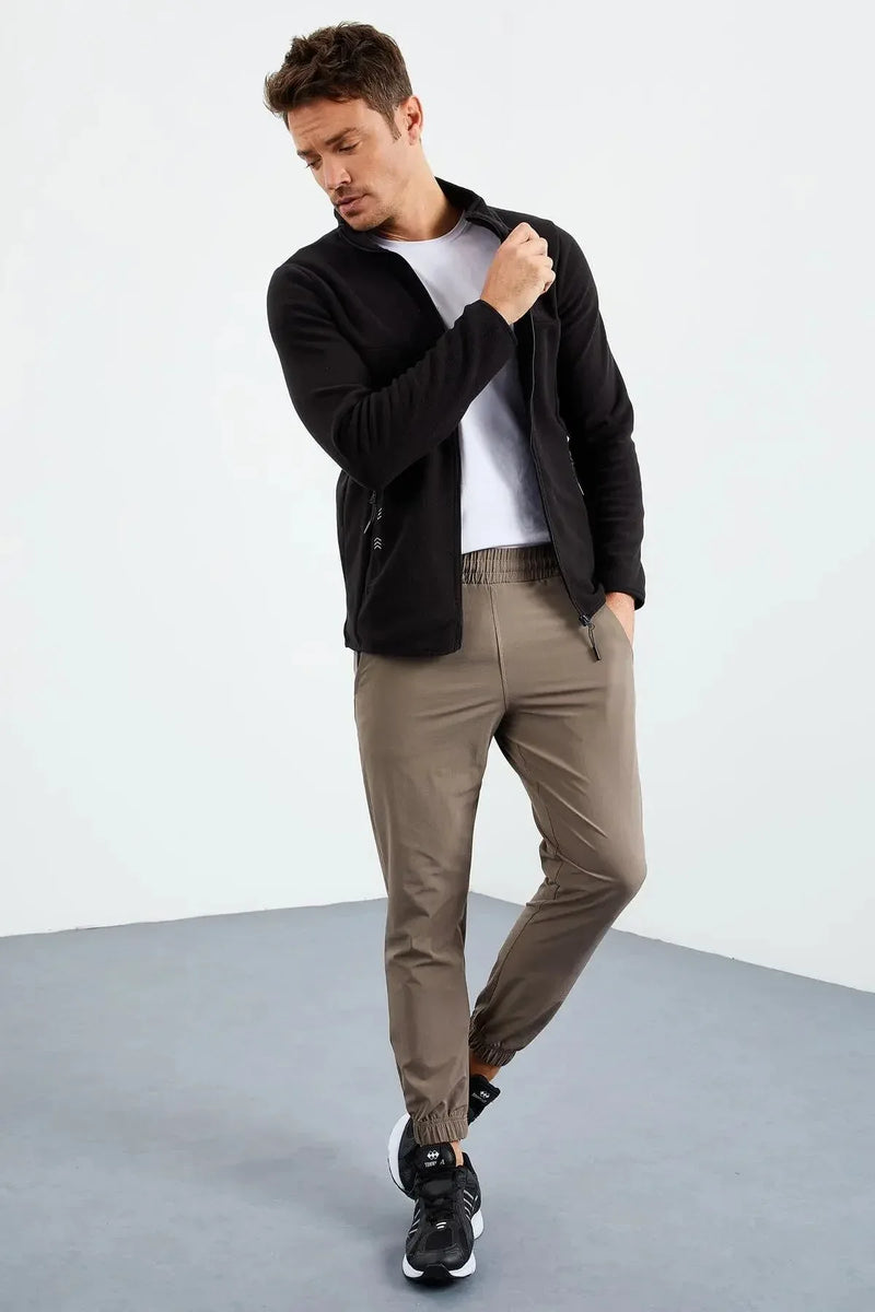 Sweatshirt pour homme en polaire à col montant et fermeture éclair, coupe standard avec broderie - 87992