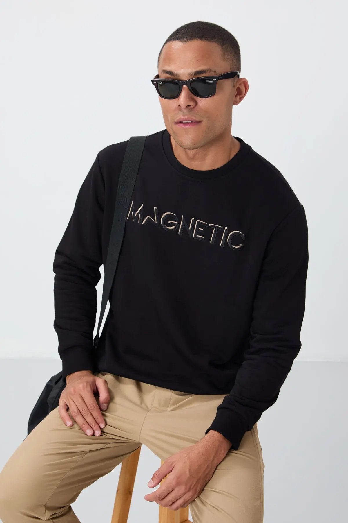 yazi nakişli o yaka rahat form erkek sweatshirt - 88020 - Justyol