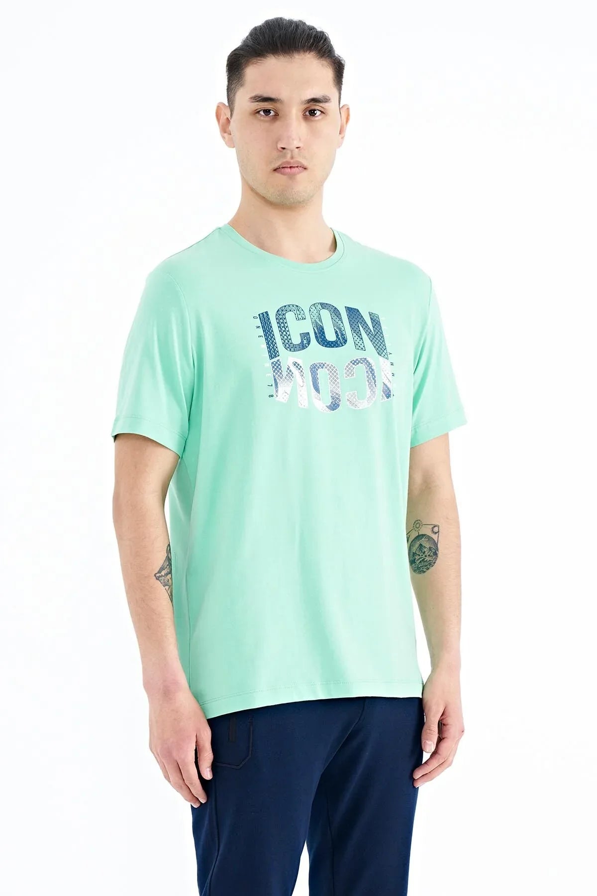 t‑shirt homme col en V imprimé casual- 88174 - Justyol
