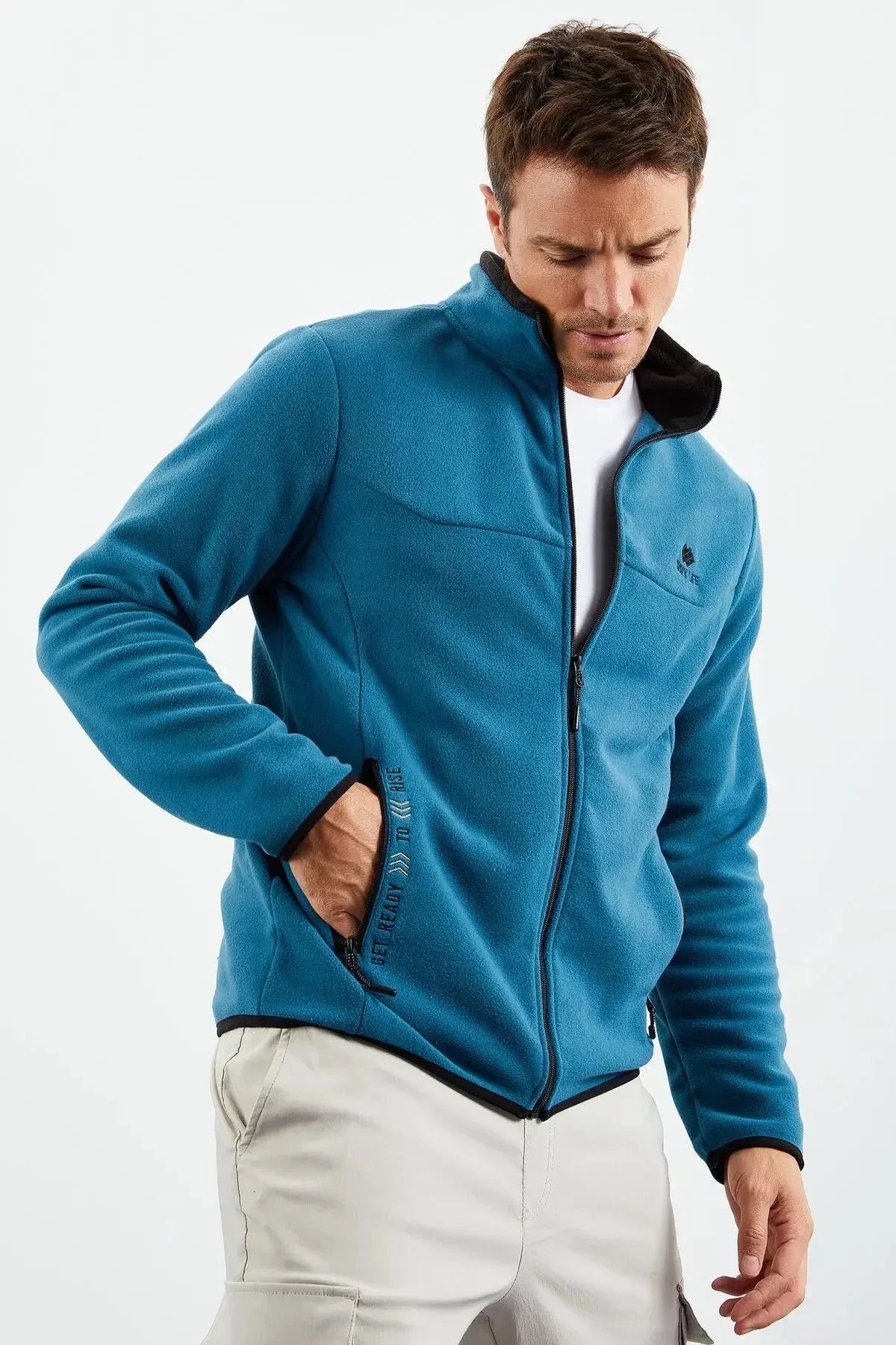 Sweatshirt pour homme en polaire à col montant et fermeture éclair, coupe standard avec broderie - 87992 - Justyol