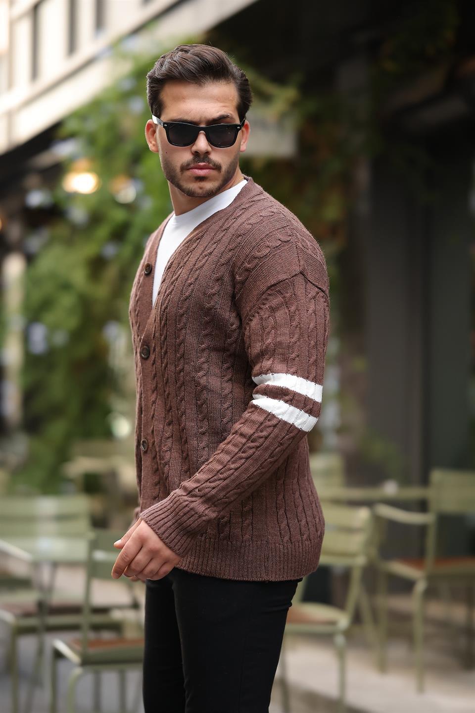 Gilet en Tricot avec Manches en Tresse et Détails en Bande - Justyol