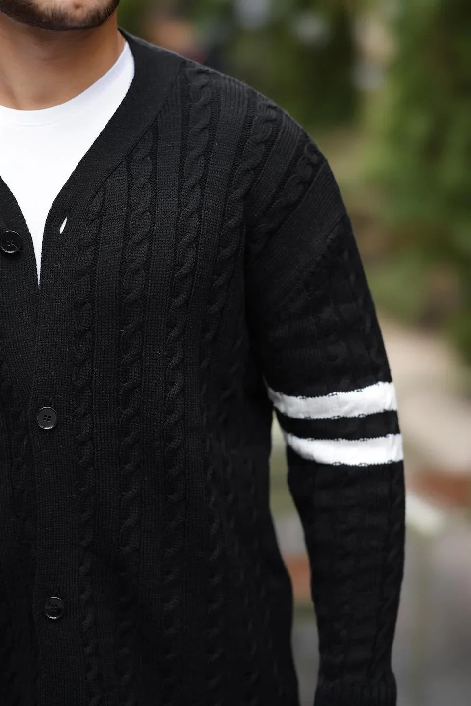 Gilet en Tricot avec Manches en Tresse et Détails en Bande - Justyol