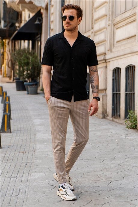 Chemise Homme Manches Courtes à Motif Jacquard – Coupe Relaxed