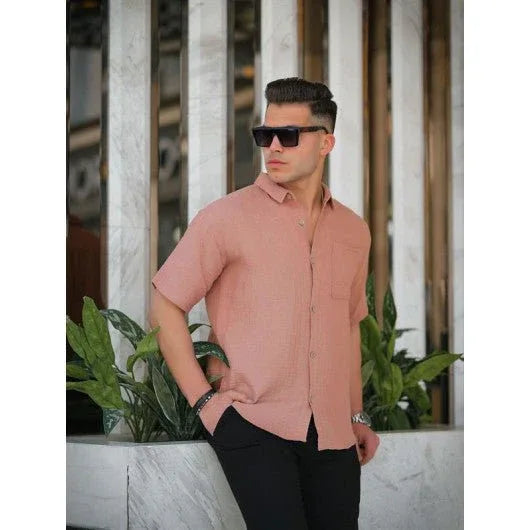 Chemise homme en mousseline rose manches courtes avec poche